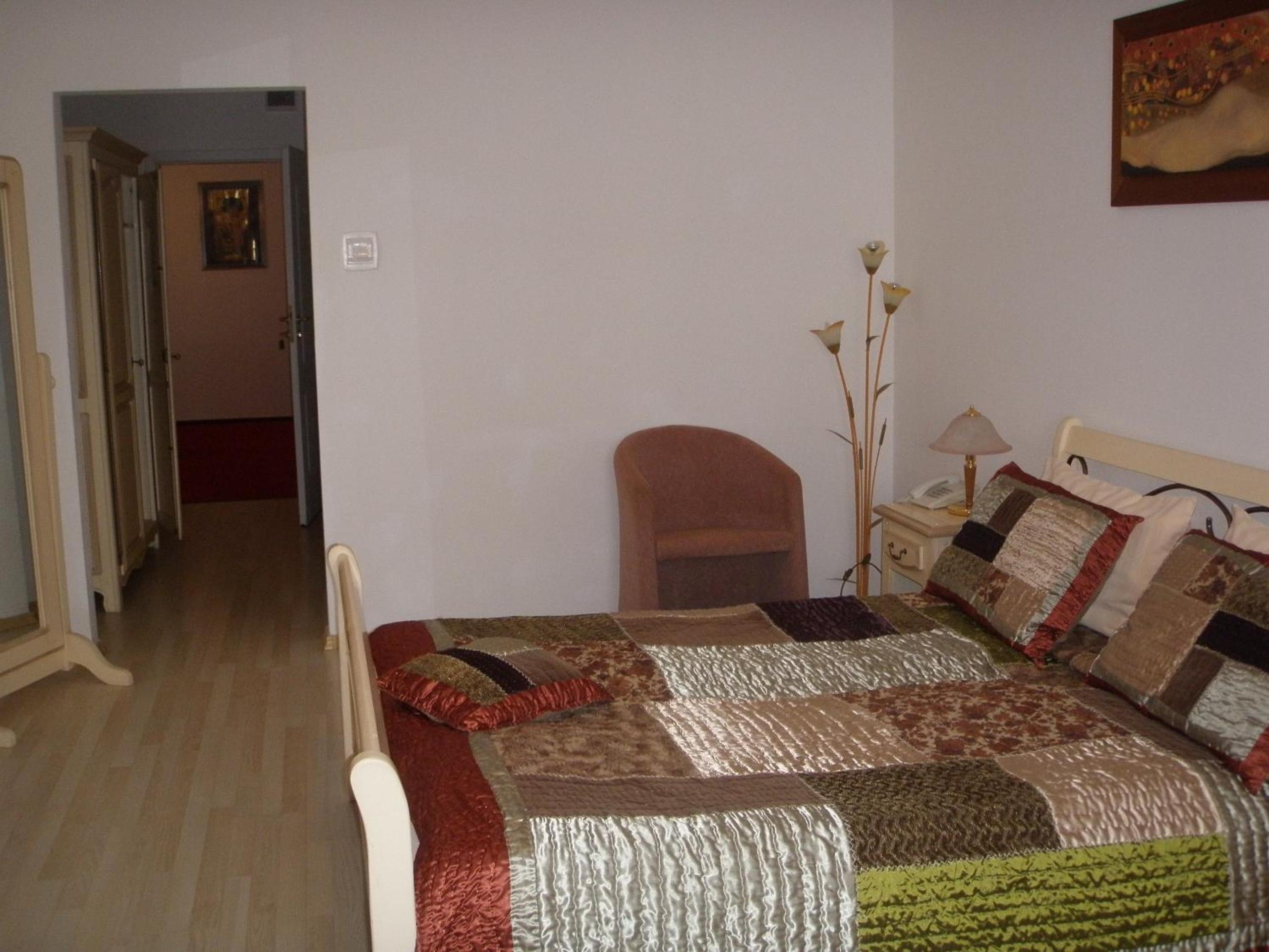 Double or Twin Room photo 2