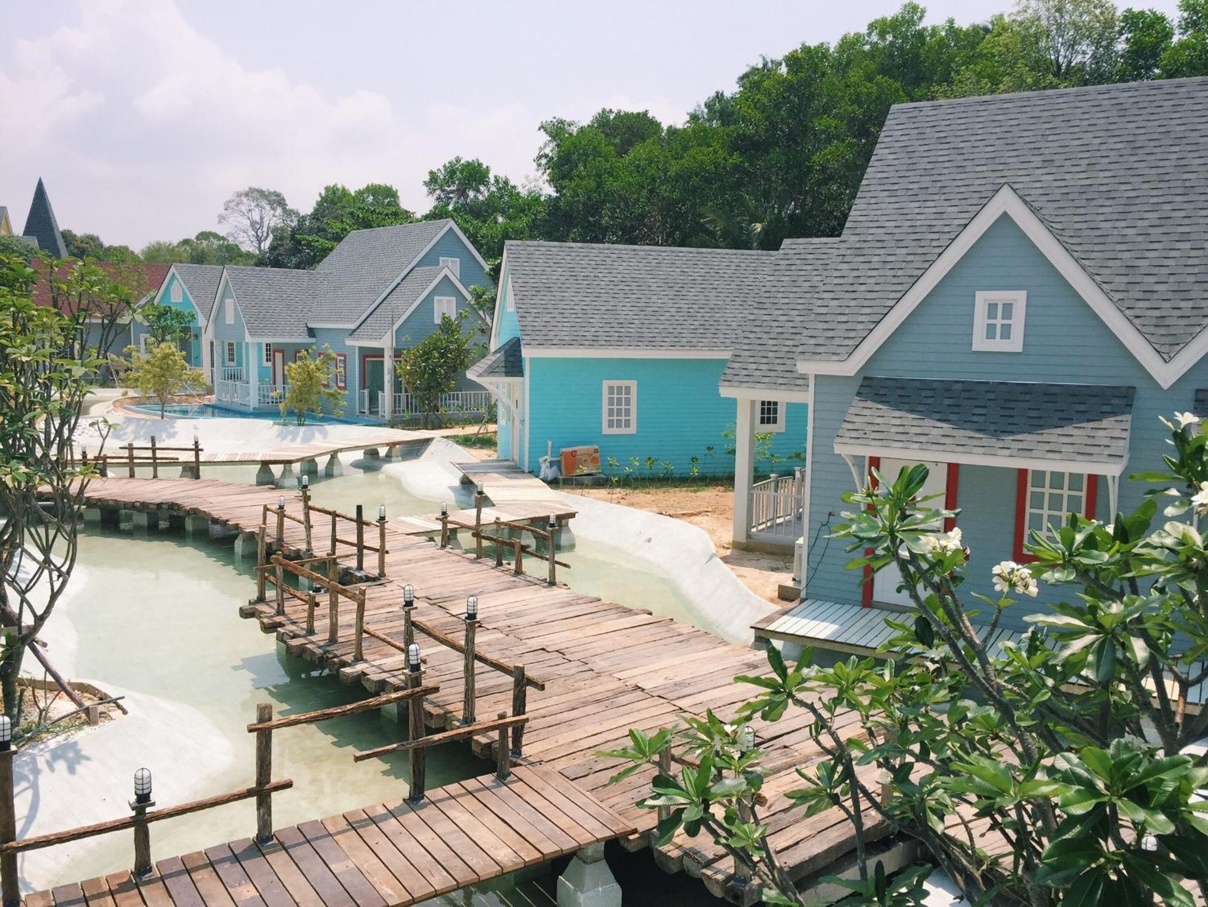 Villa with Jacuzzi  photo 2
