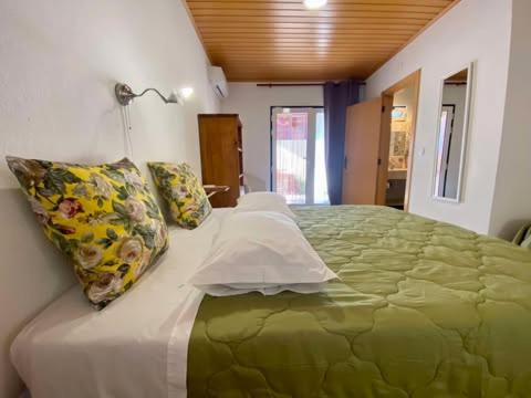 Triple Room with Garden View photo 1