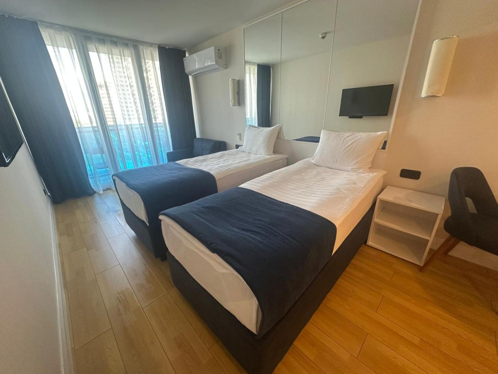 Superior Twin Room - Photo 5