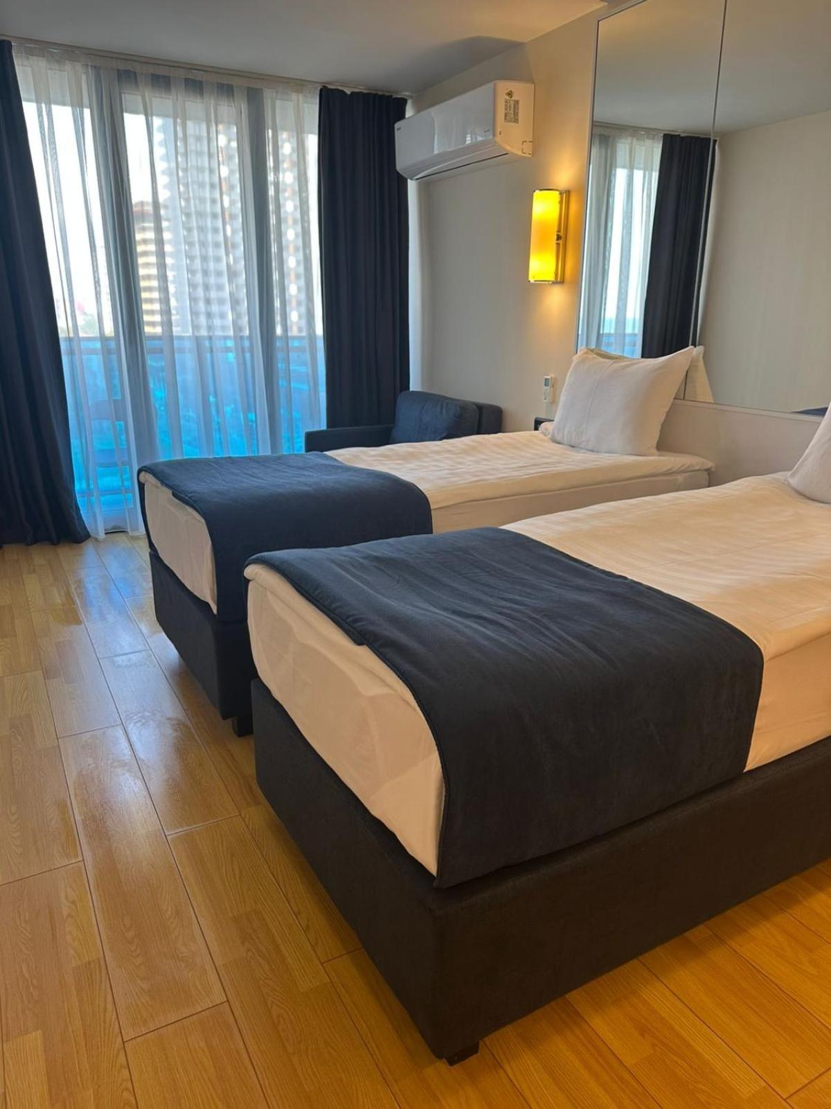 Superior Twin Room - Photo 7