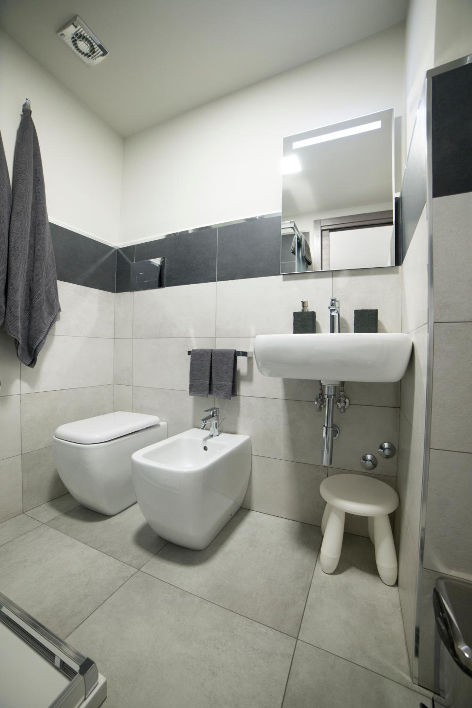 Double Room - Photo 9