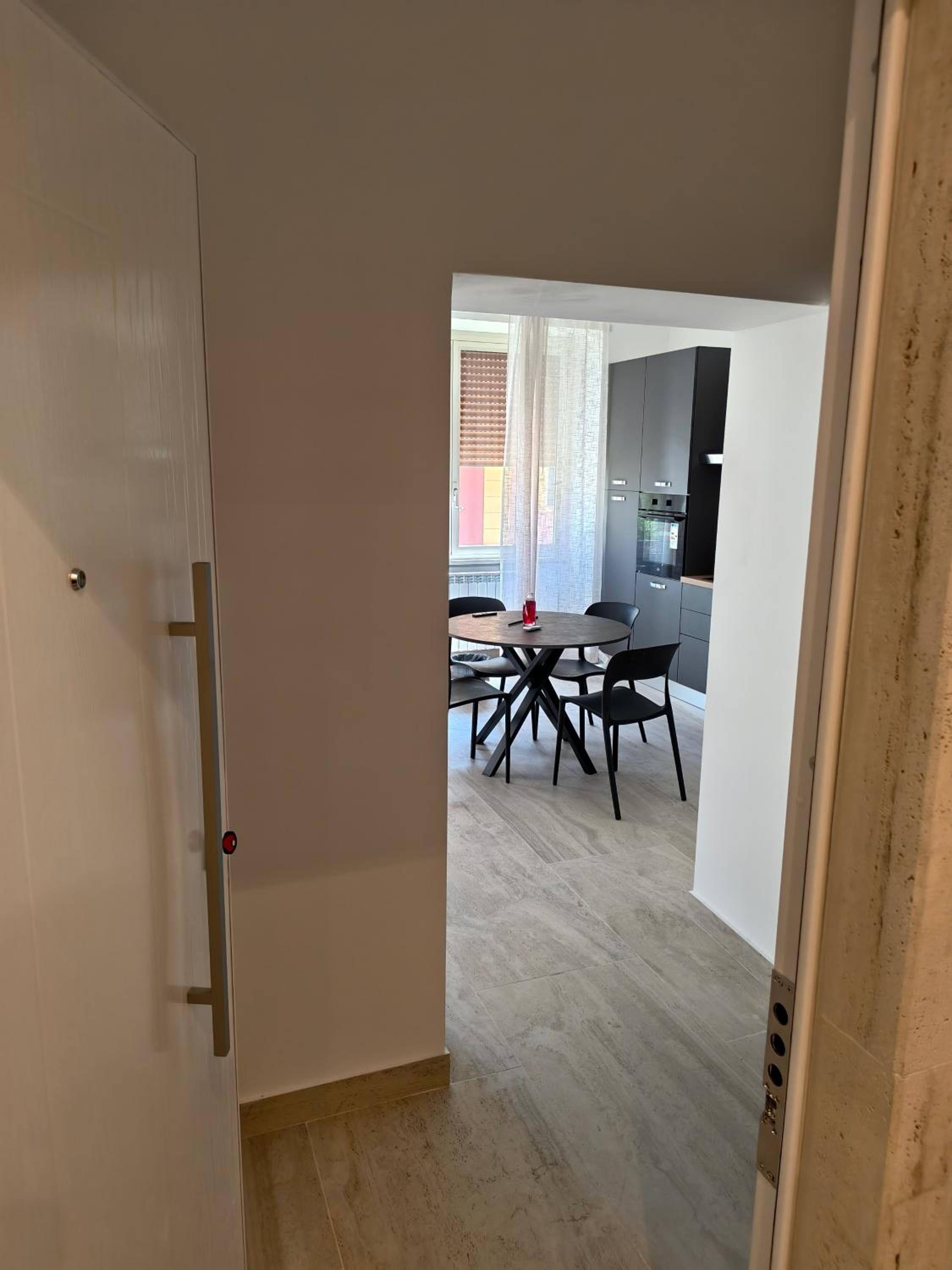 Apartment photo 1