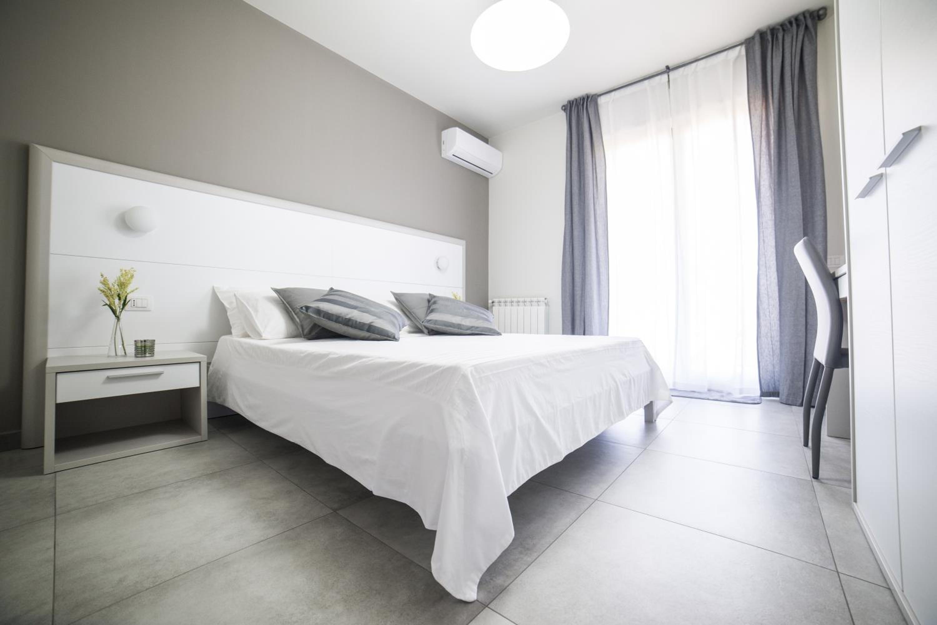 Double Room - Photo 1