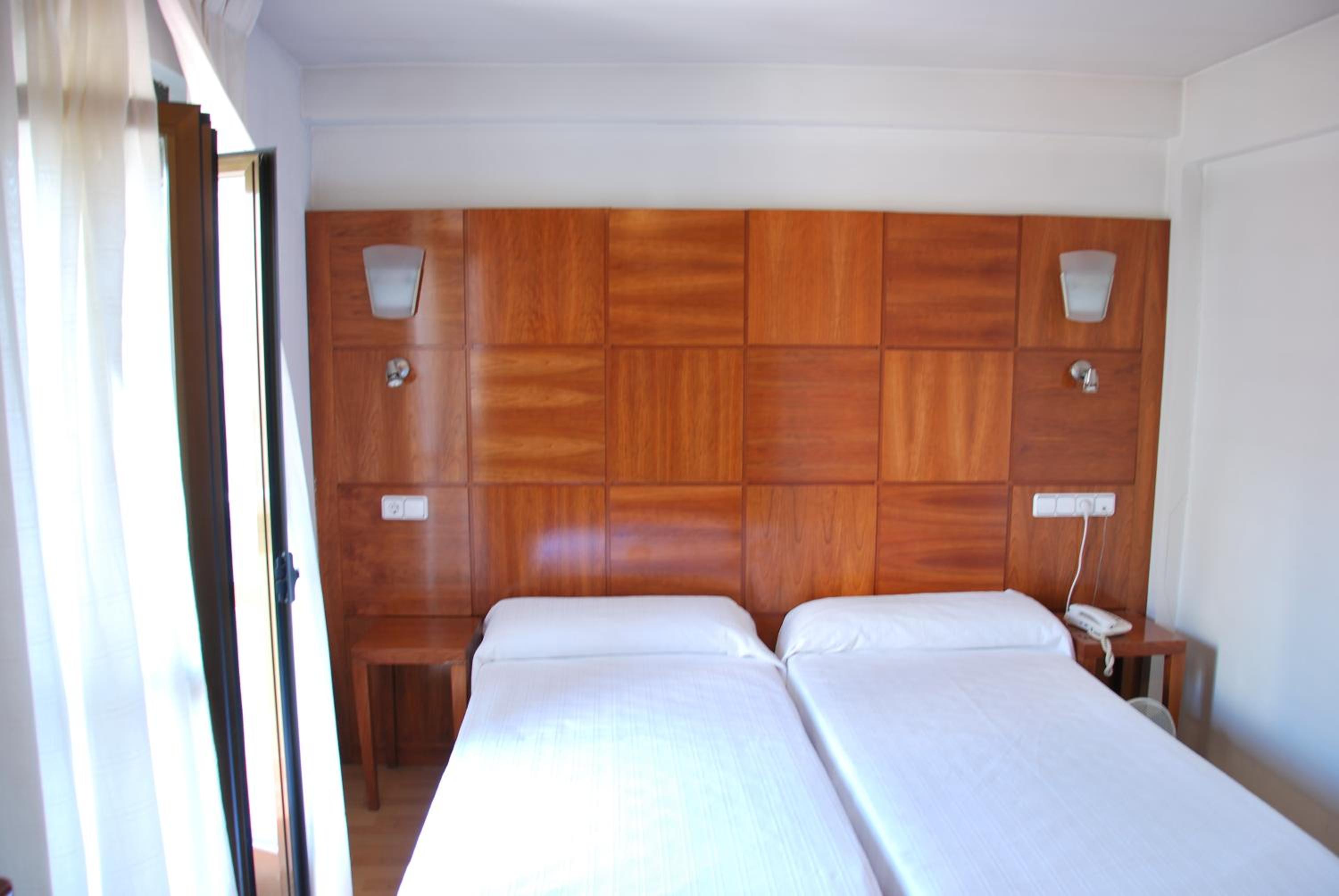 Habitación Doble o Twin Superior con Vista a la Ciudad