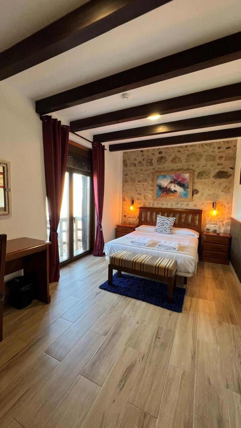 Queen Room with Sea View