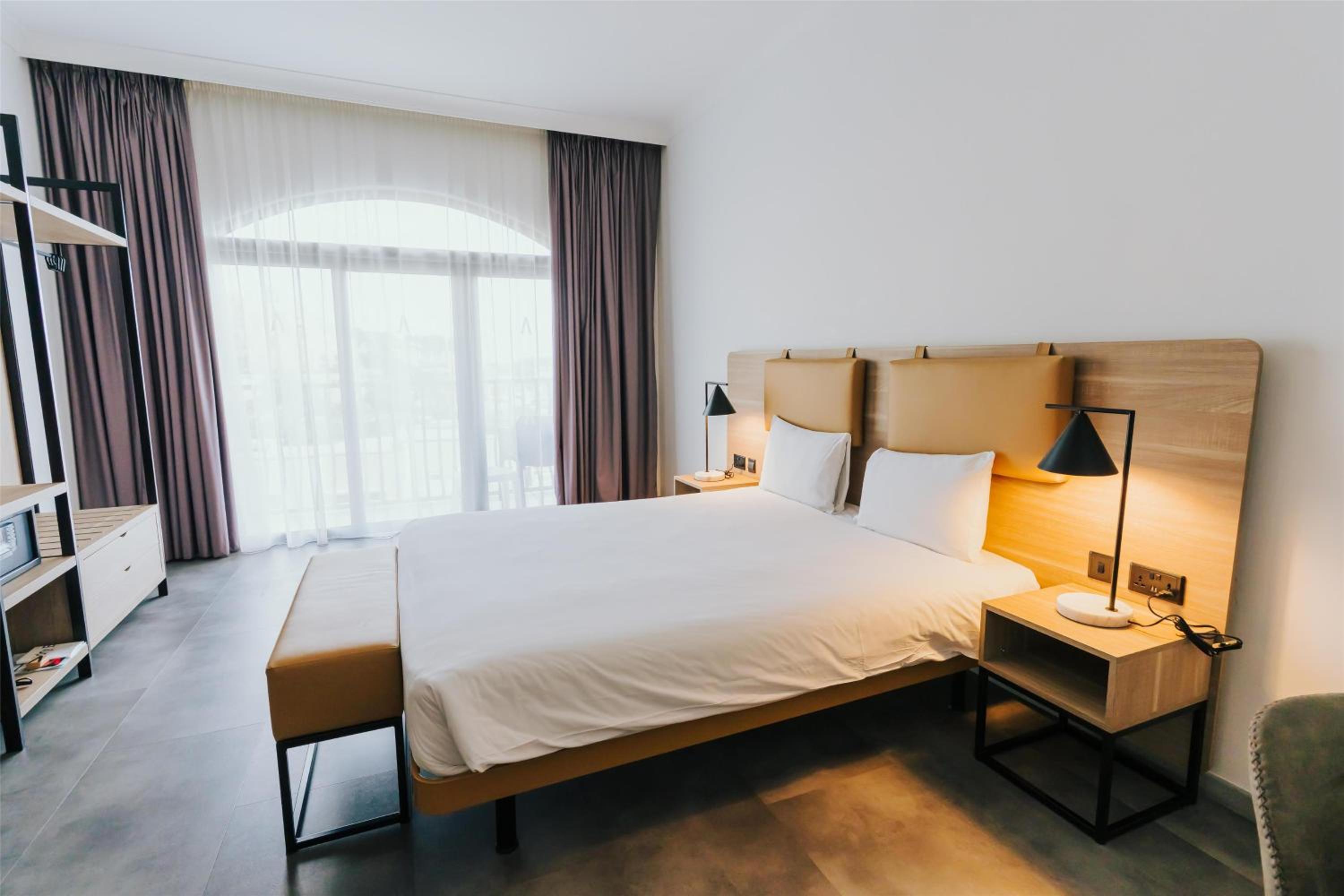 Standard Room - Marina View