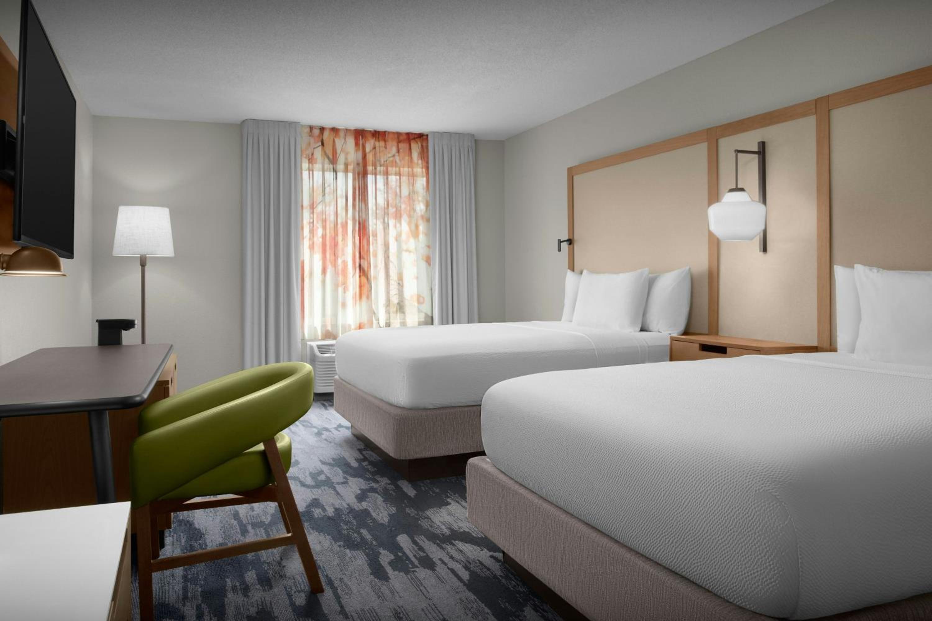 Queen Room with Two Queen Beds - Hearing Accessible - Photo 1