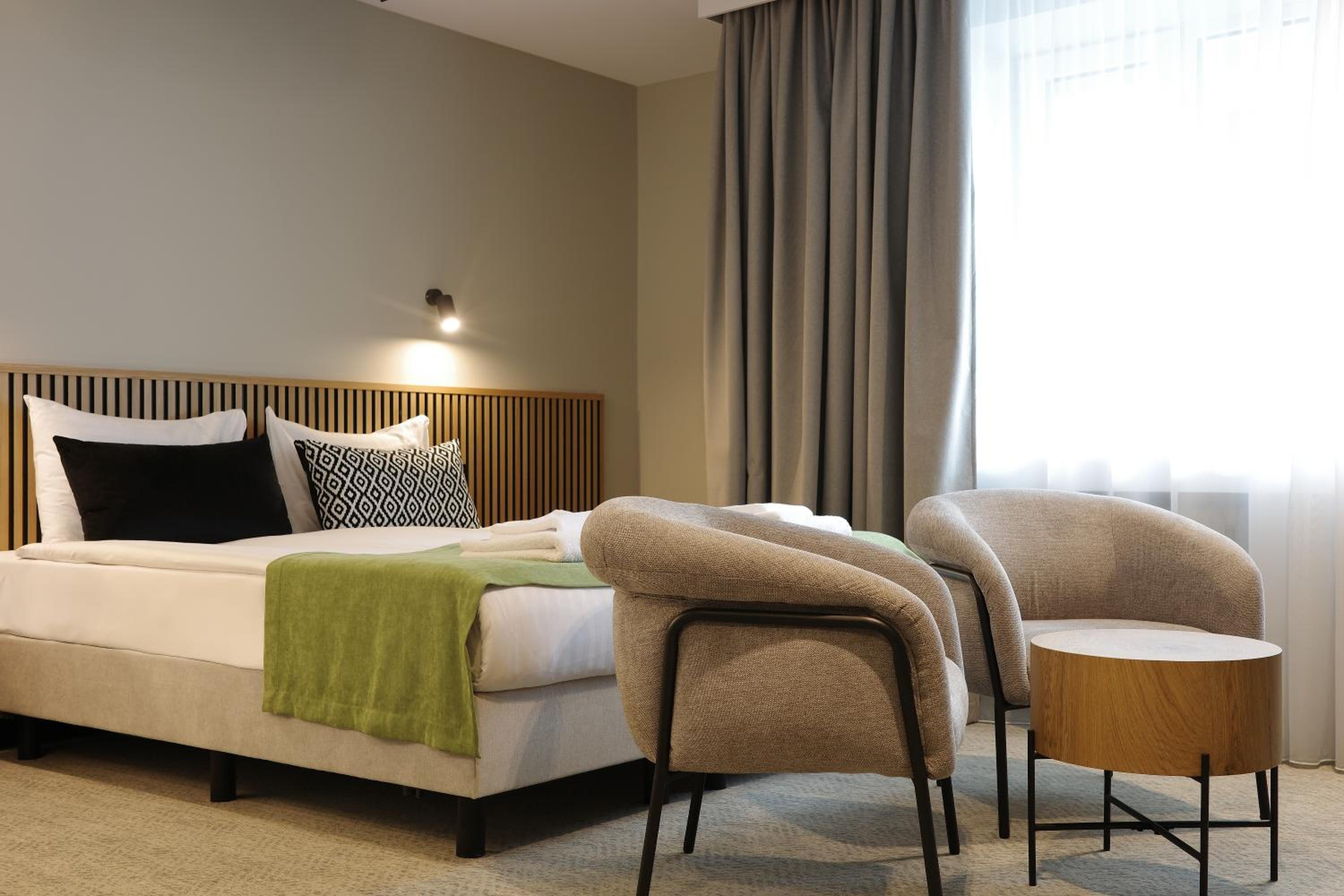 Standard Comfort Room - Photo 5