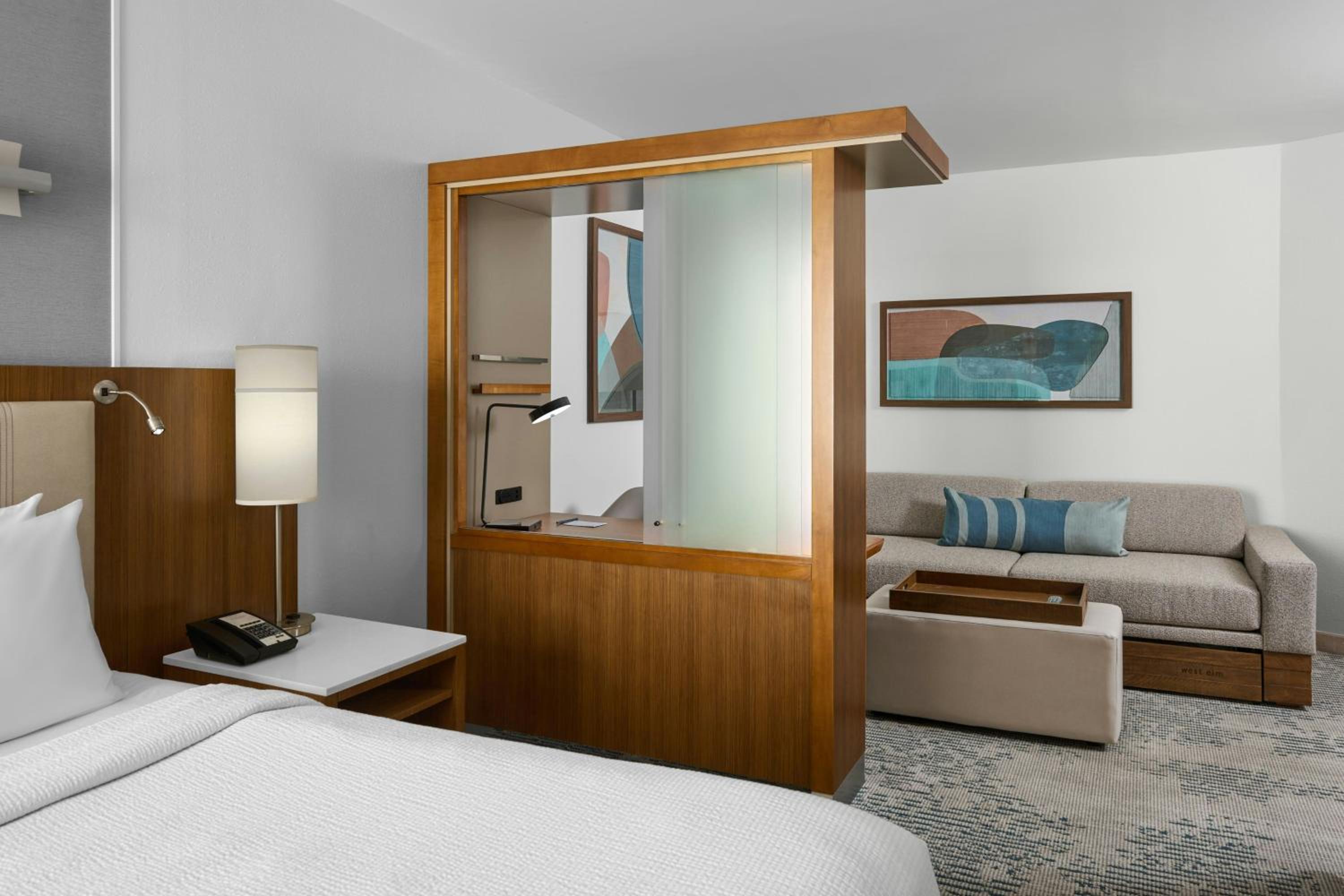 Double Room with Two Double Beds - Hearing Accessible  photo 2