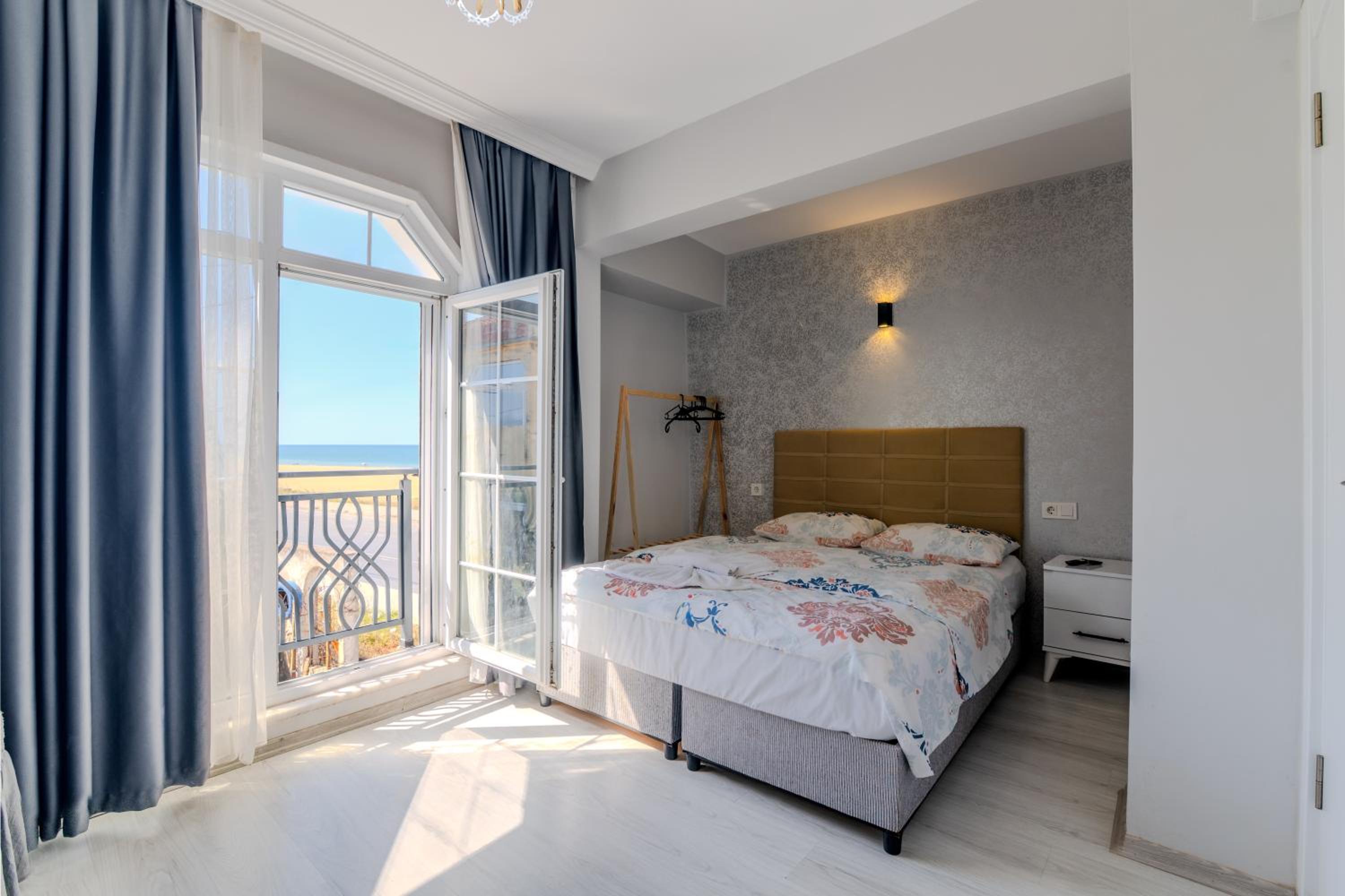 Apartment with Sea View photo 1