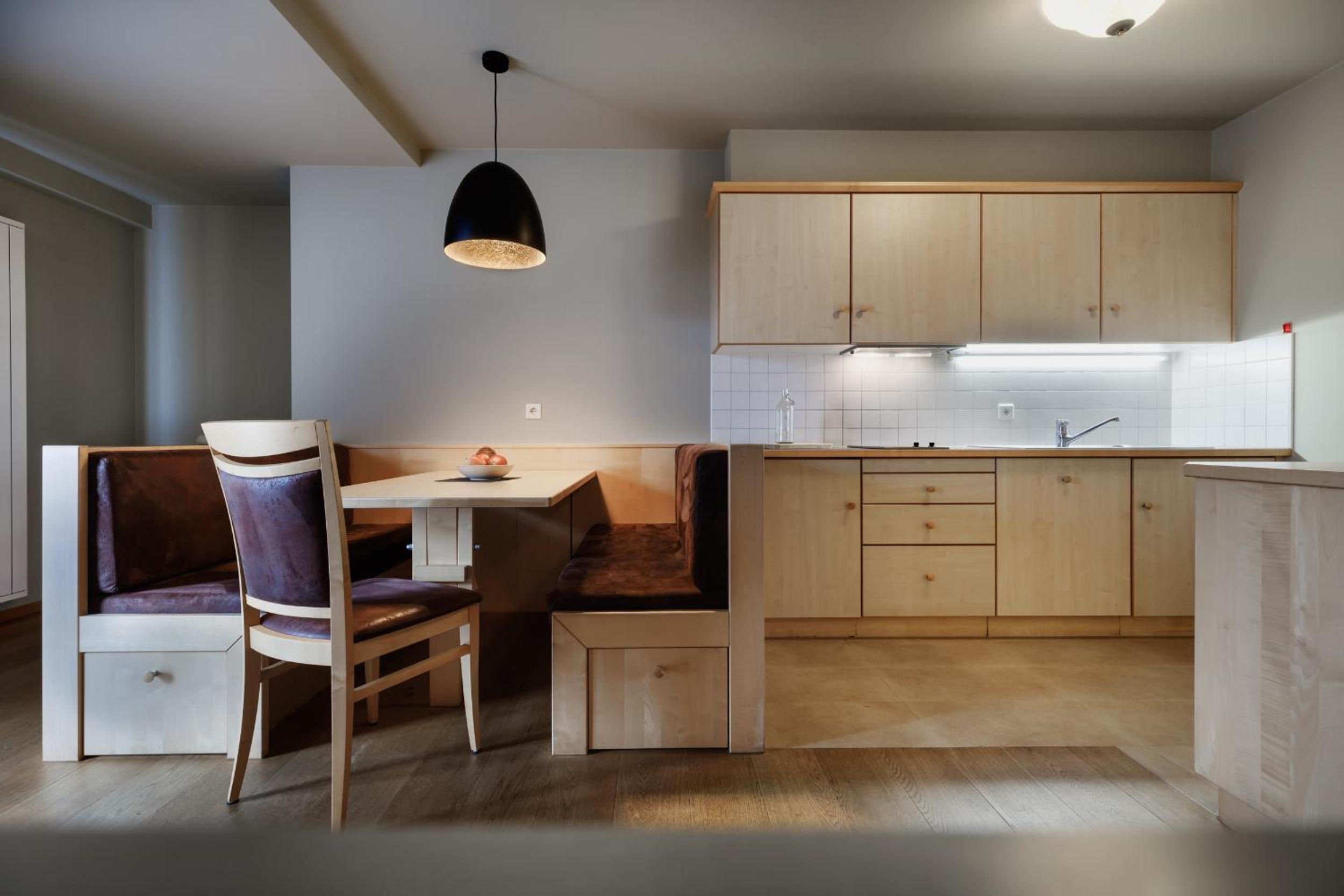 One-Bedroom Apartment with Balcony photo 2