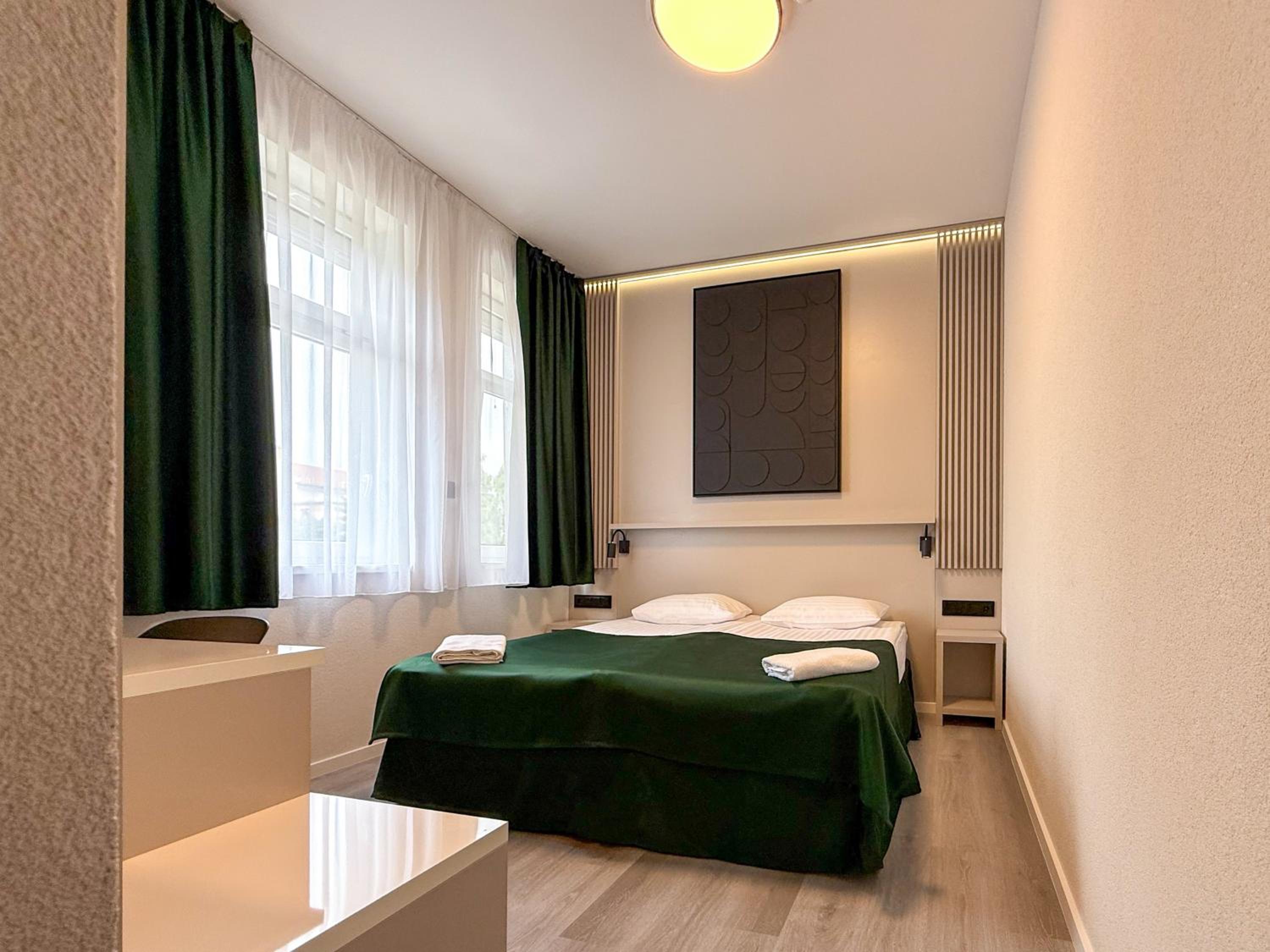 Deluxe Double or Twin Room