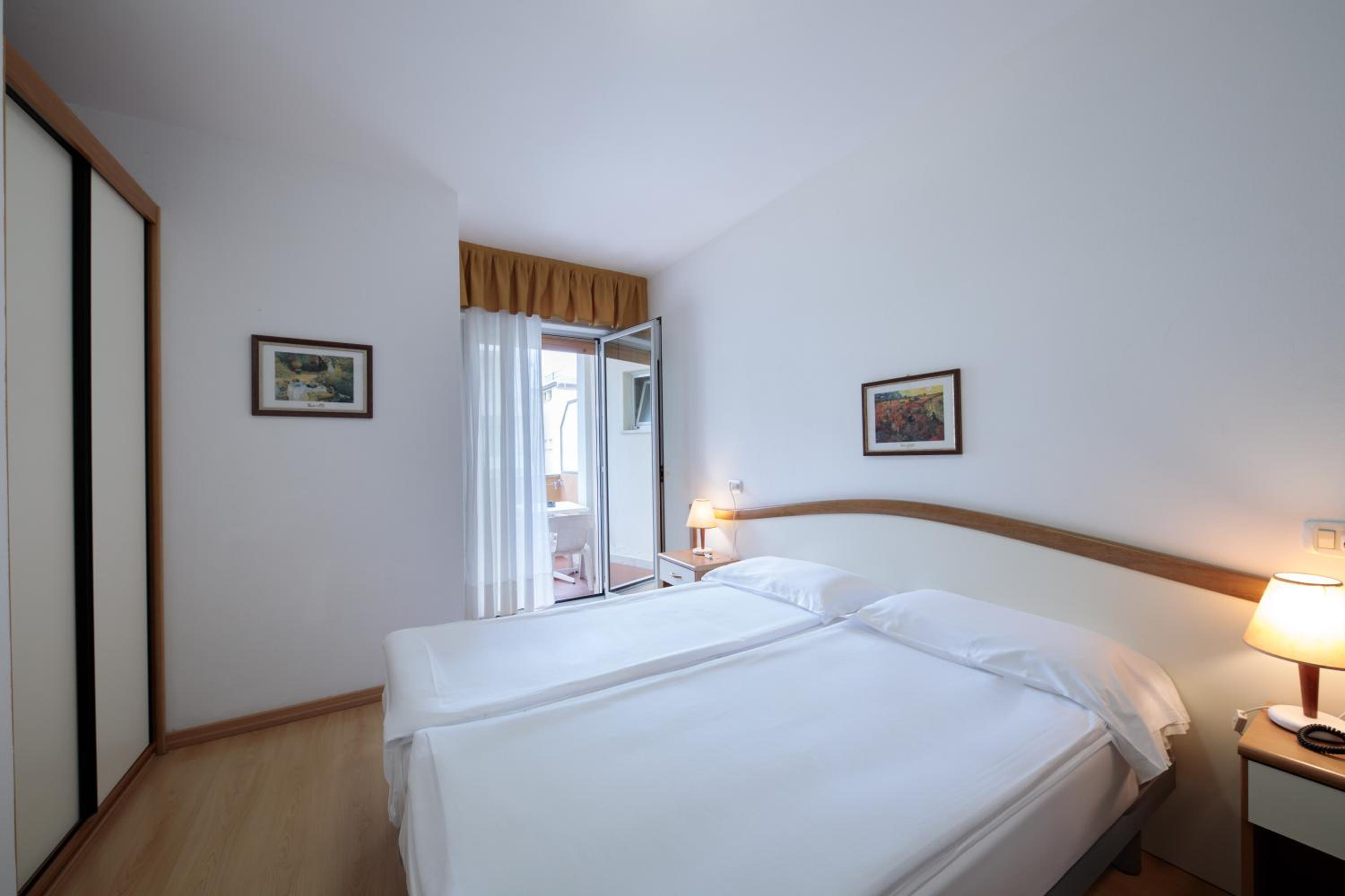 Superior Double or Twin Room photo 2