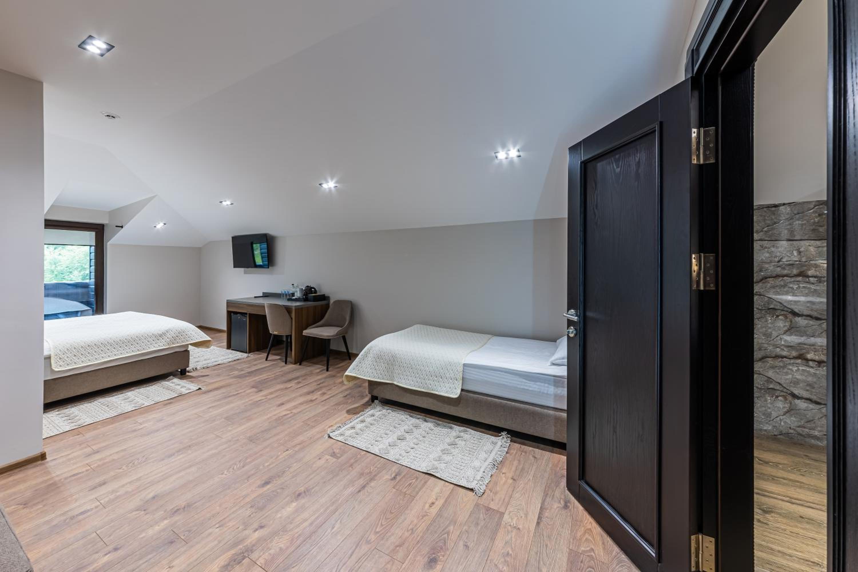 Triple Room - Attic