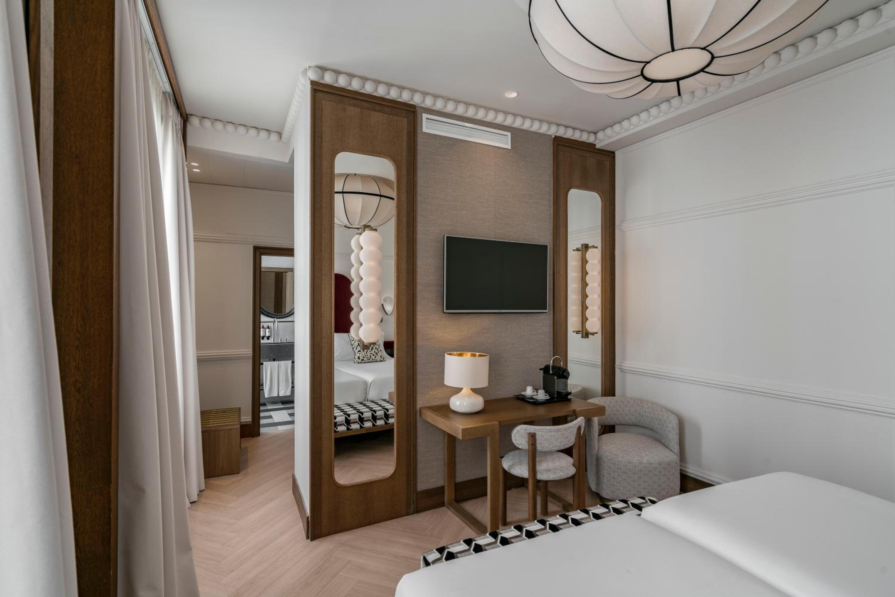 Superior Double Room with Balcony and Barrio de las Letras Views