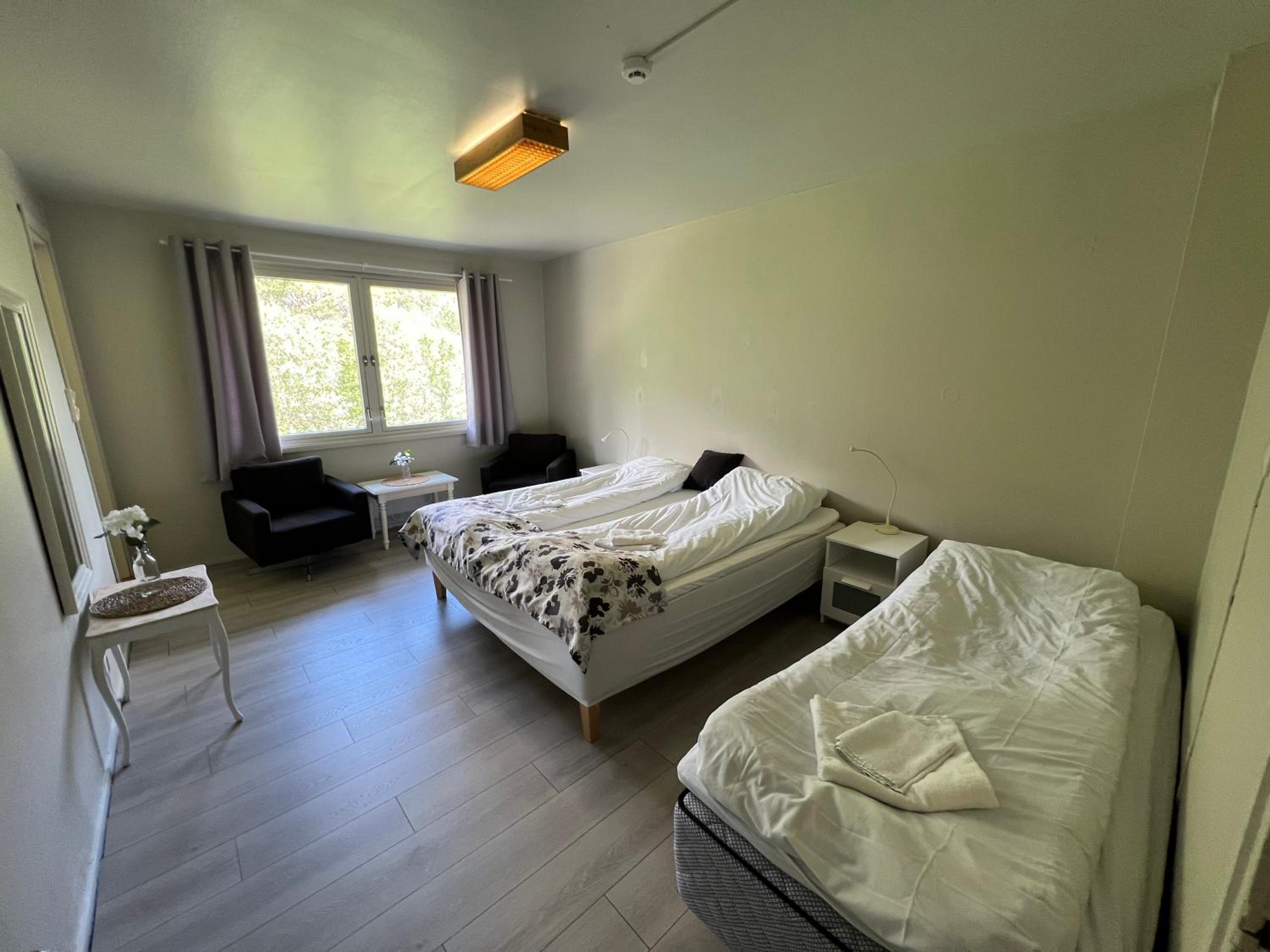 Triple Room with Bath photo 1