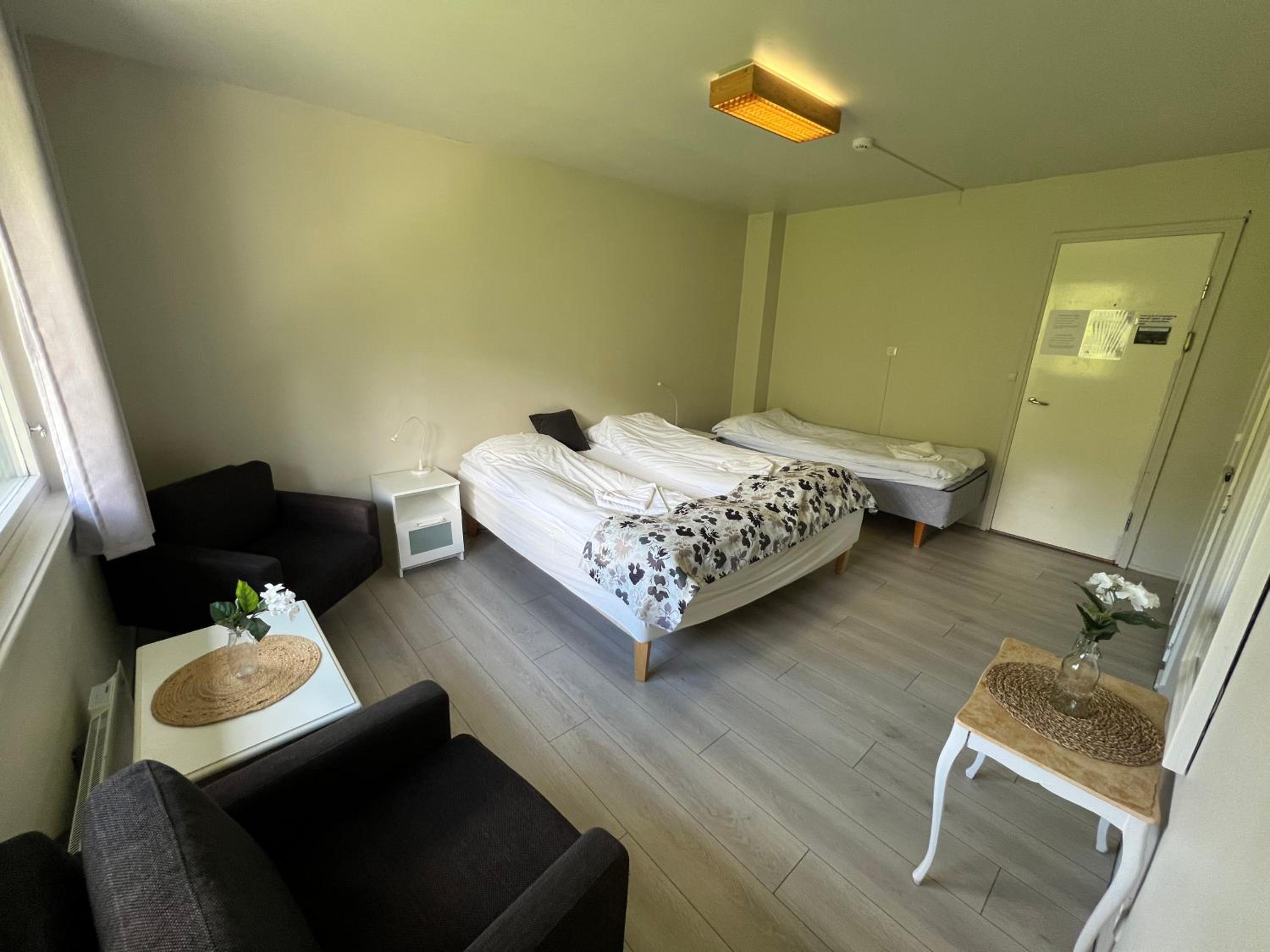 Triple Room with Bath photo 2