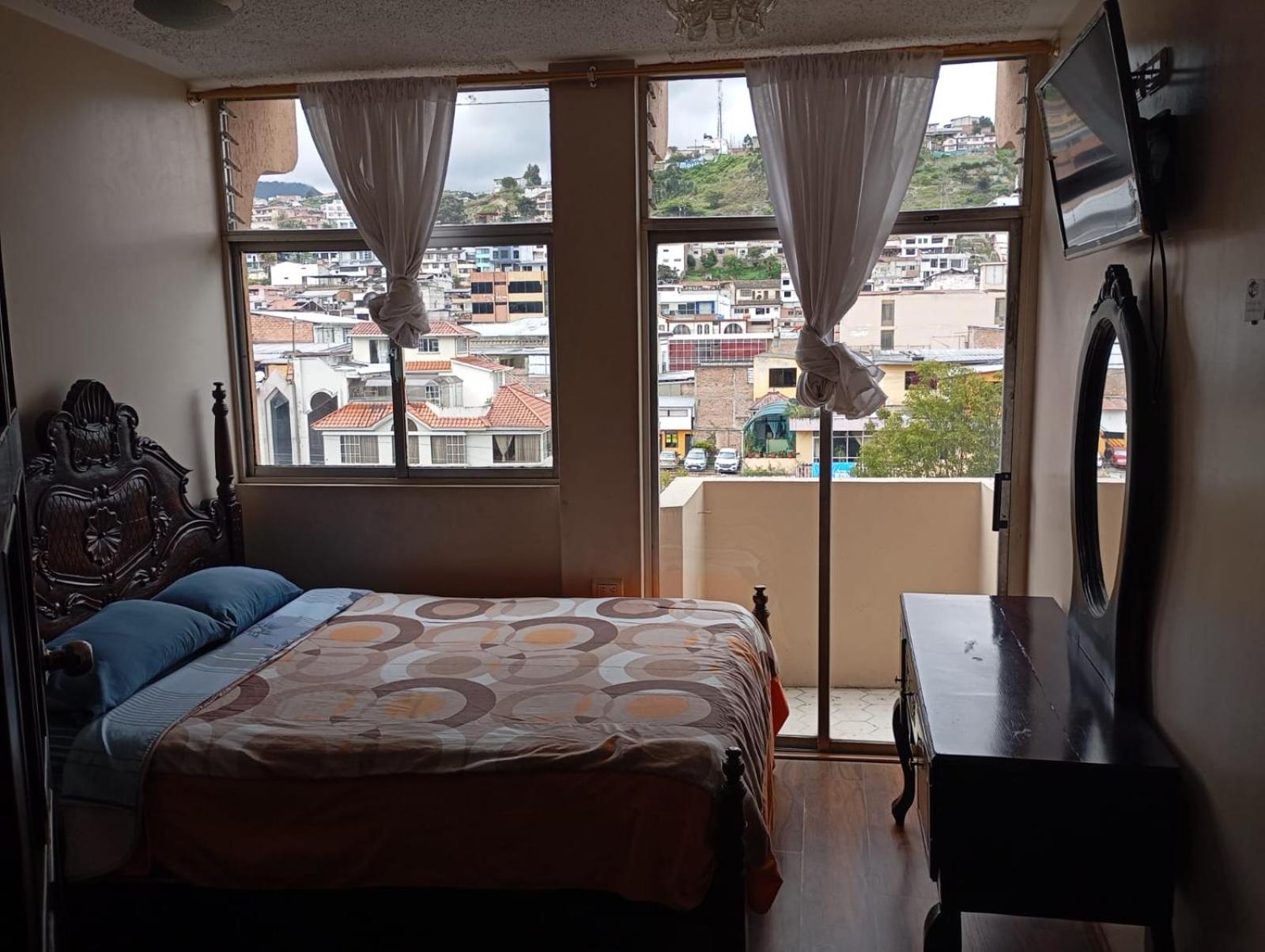Single Room with Private Bathroom