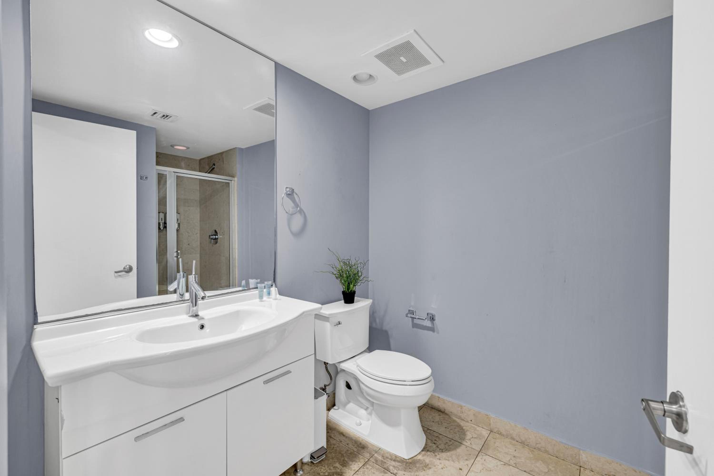 Two-Bedroom Apartment with Ocean View photo 1