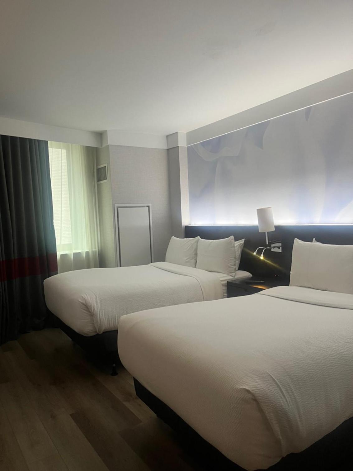 Double Room with Two Double Beds - Mobility Accessible with Tub