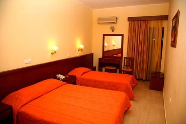 Triple Room with Sea View - Photo 1