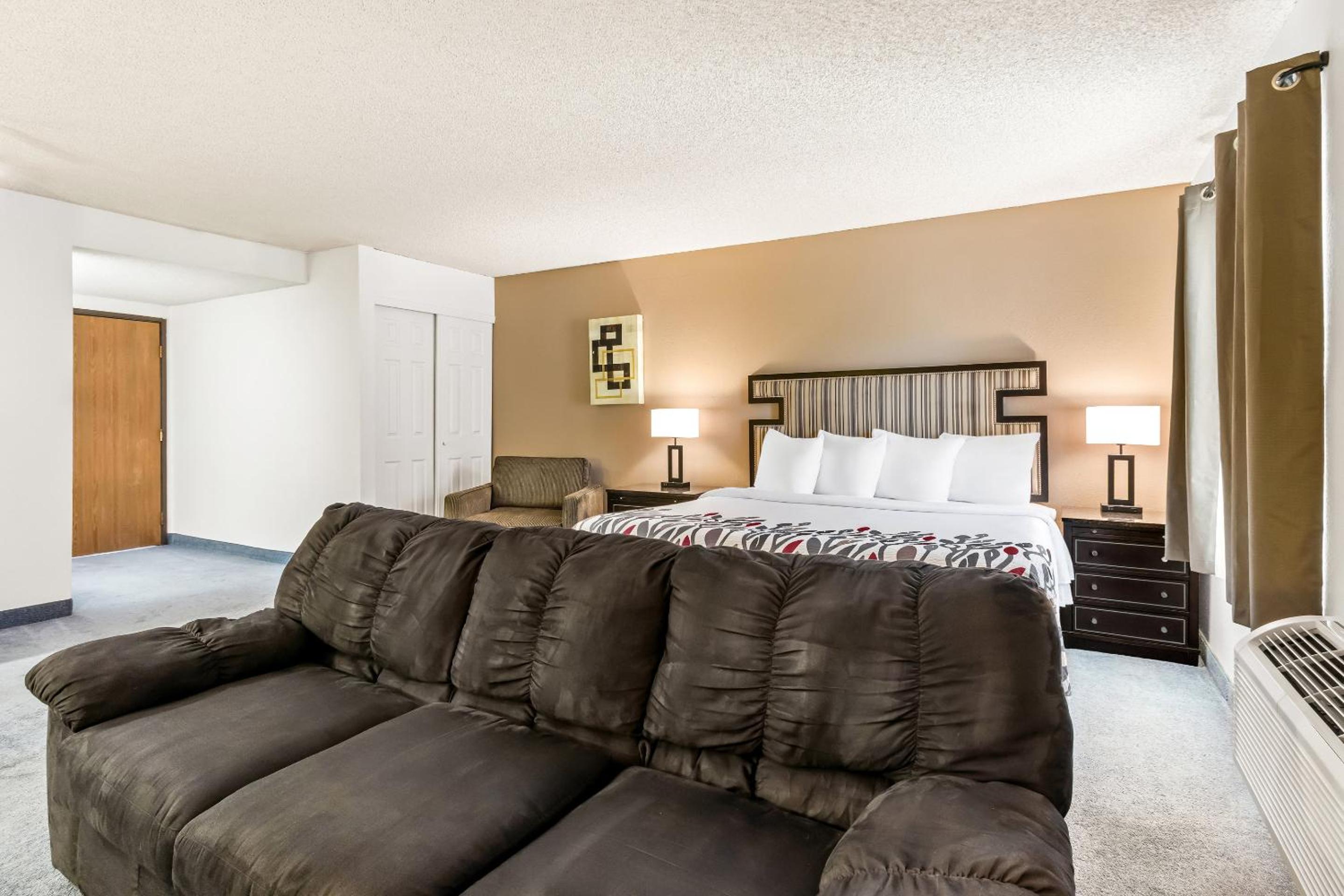 Suite King Room Non-Smoking photo 1