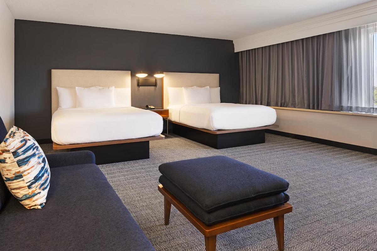 Junior Suite, 2 Queen, Sofa bed - Photo 3