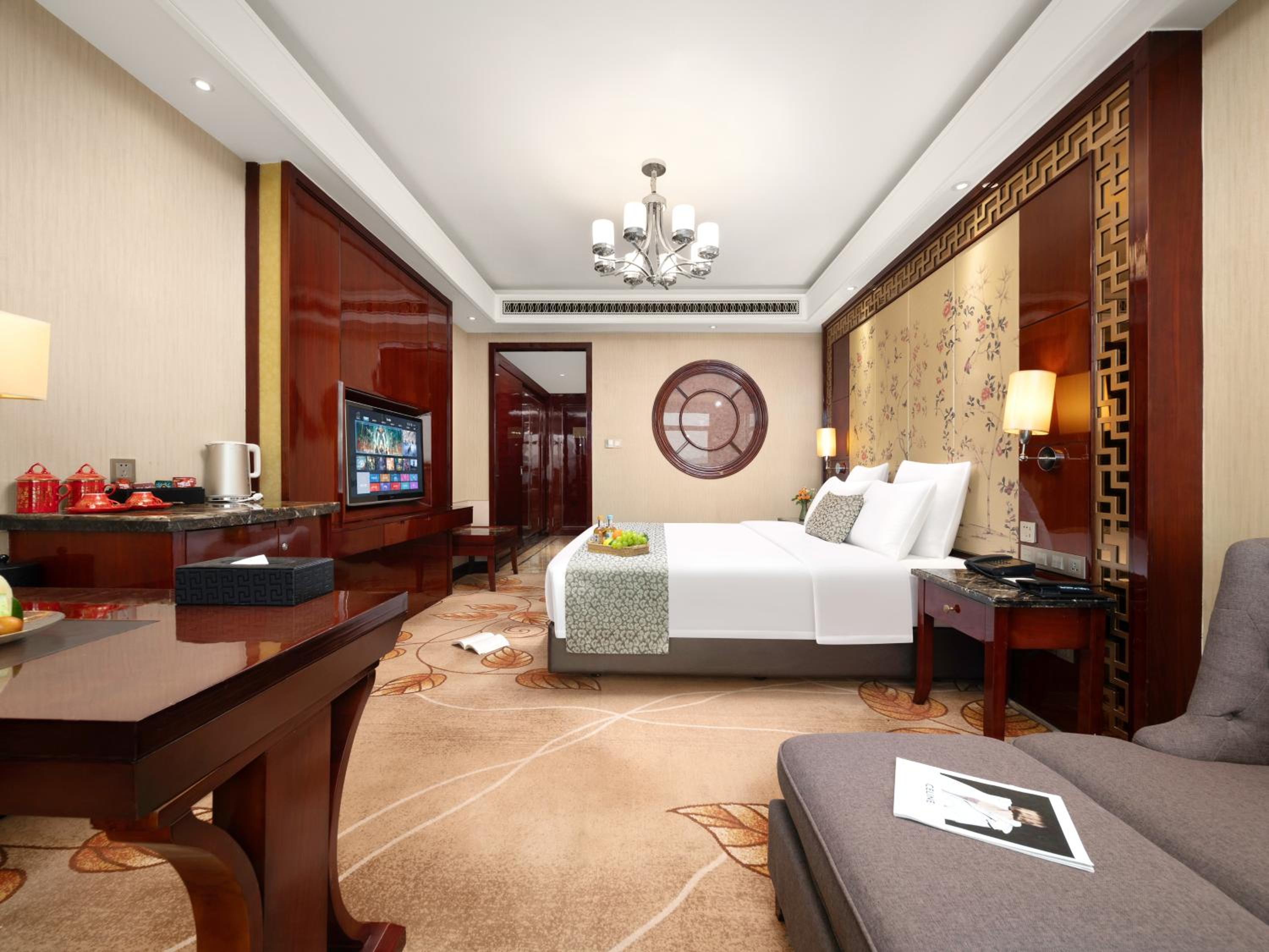 Queen Room photo 3