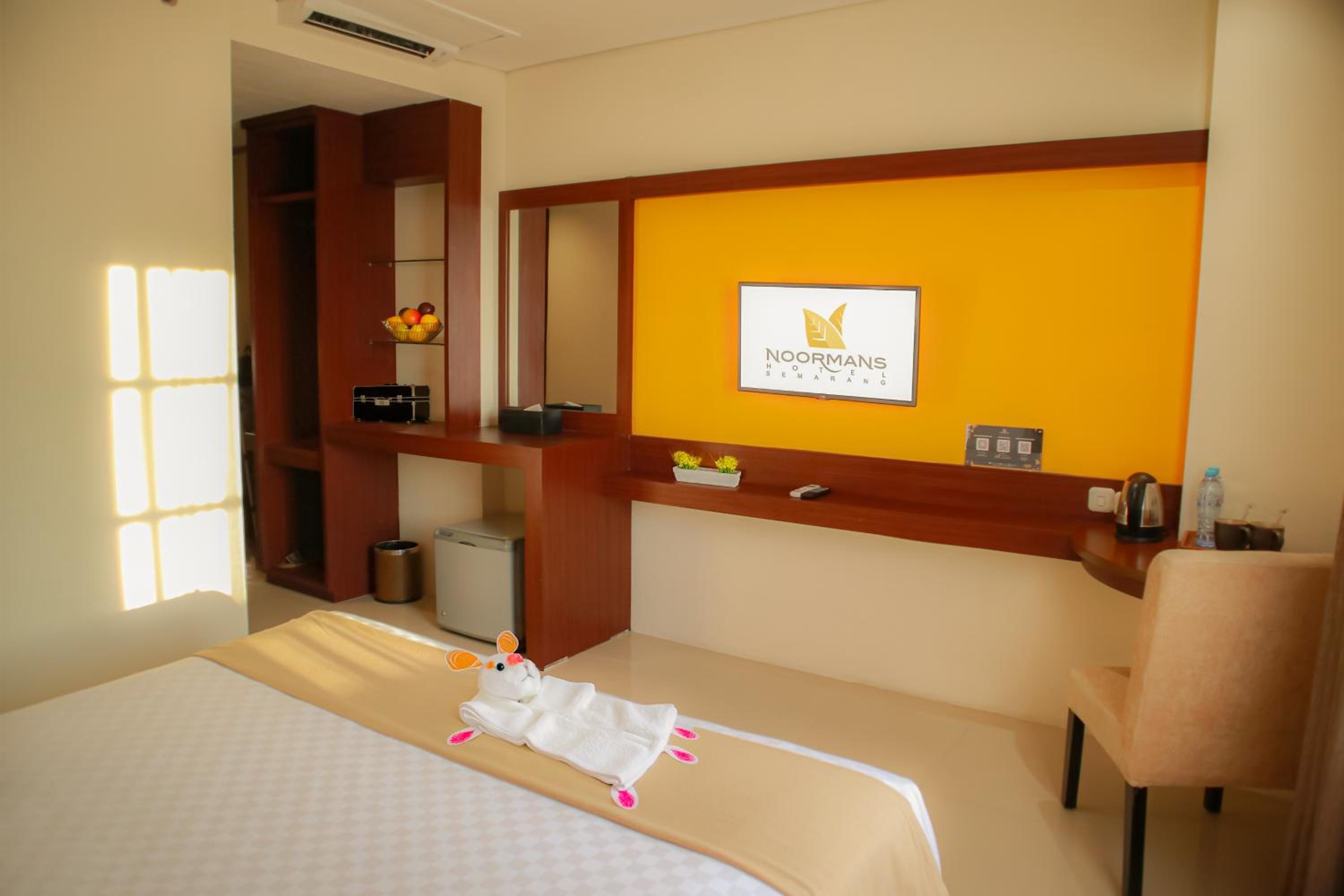 Deluxe King Room photo 2