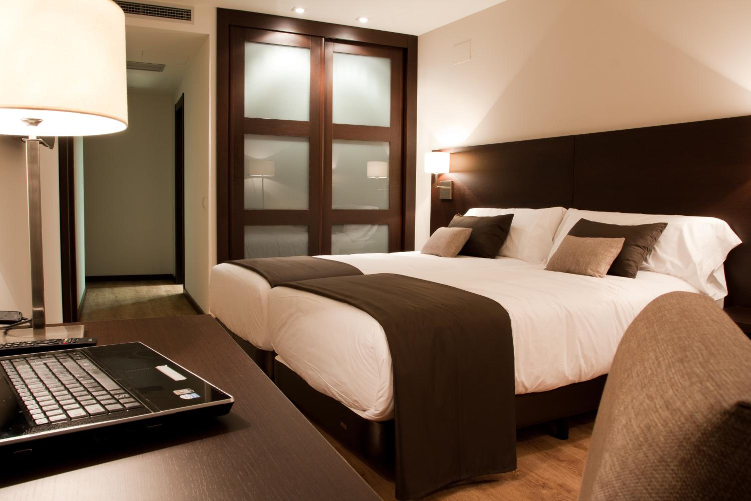Double or Twin Room - Photo 1