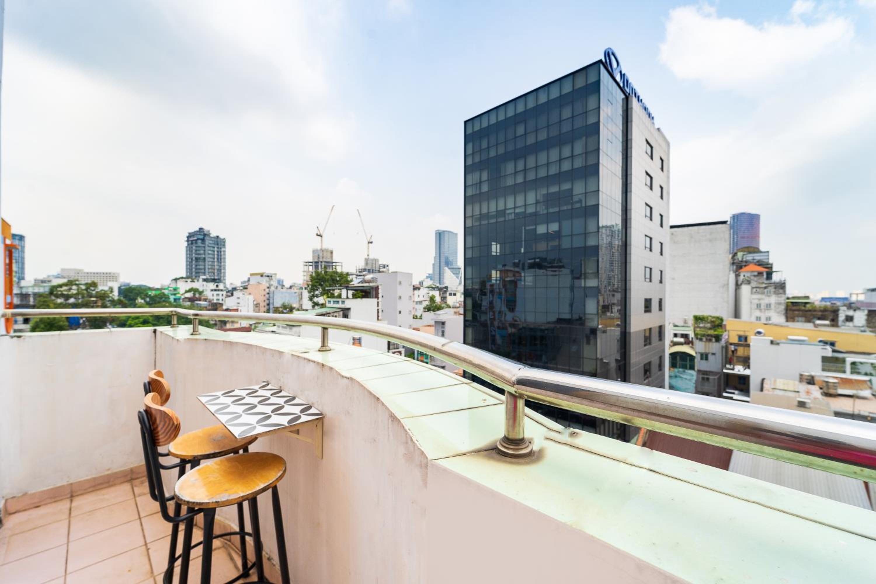 Deluxe Double or Twin Room with Balcony
