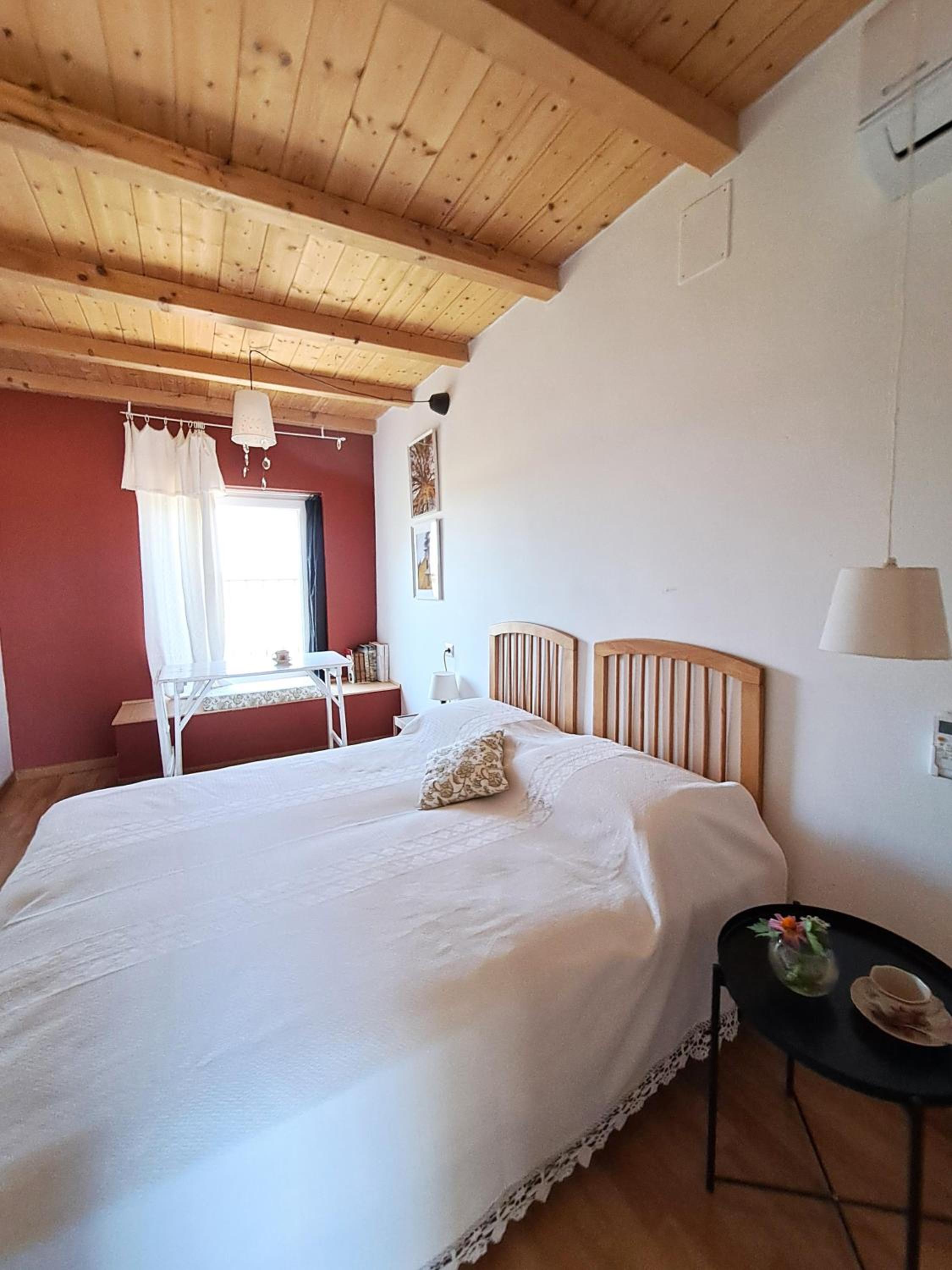 Double Room with Garden View - Photo 6