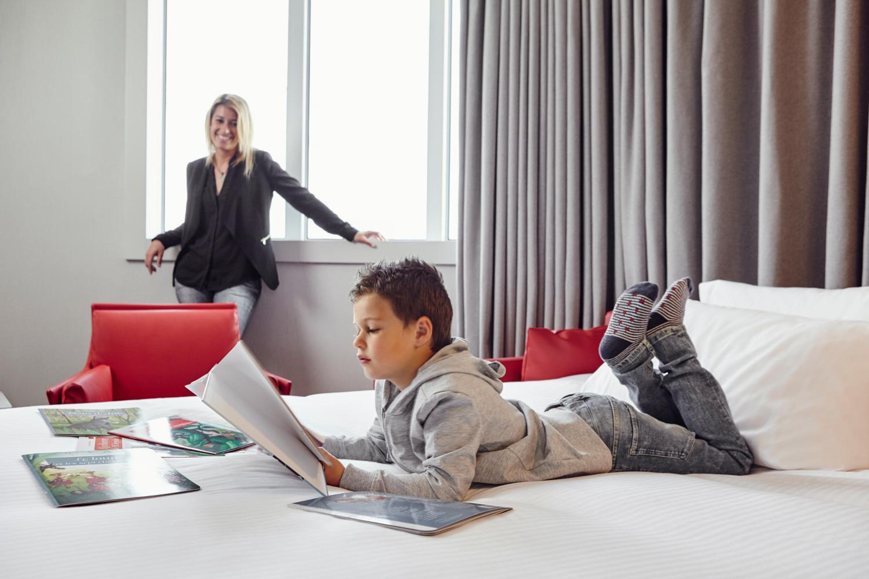 Superior Twin Room with View - Photo 8