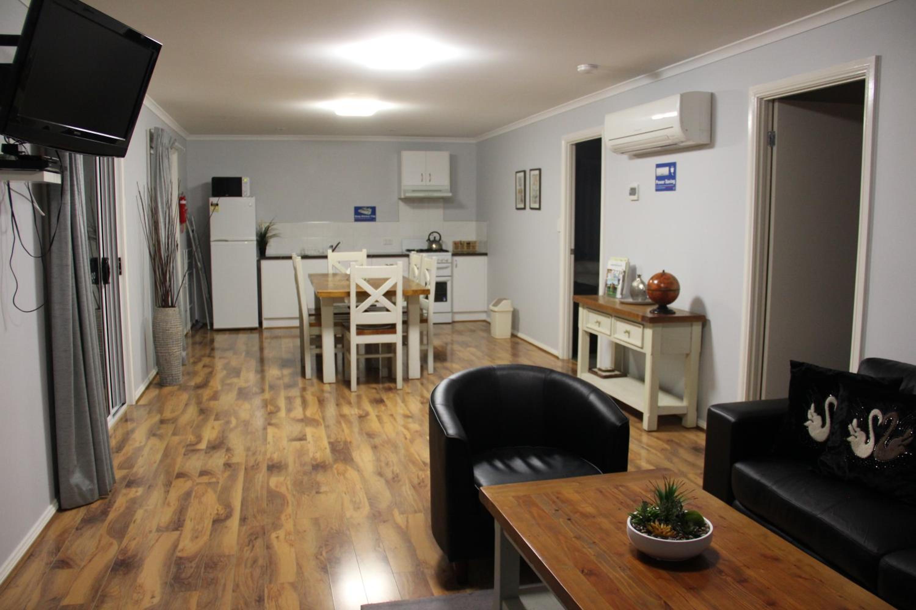 Waterview Cottage C/D photo 1