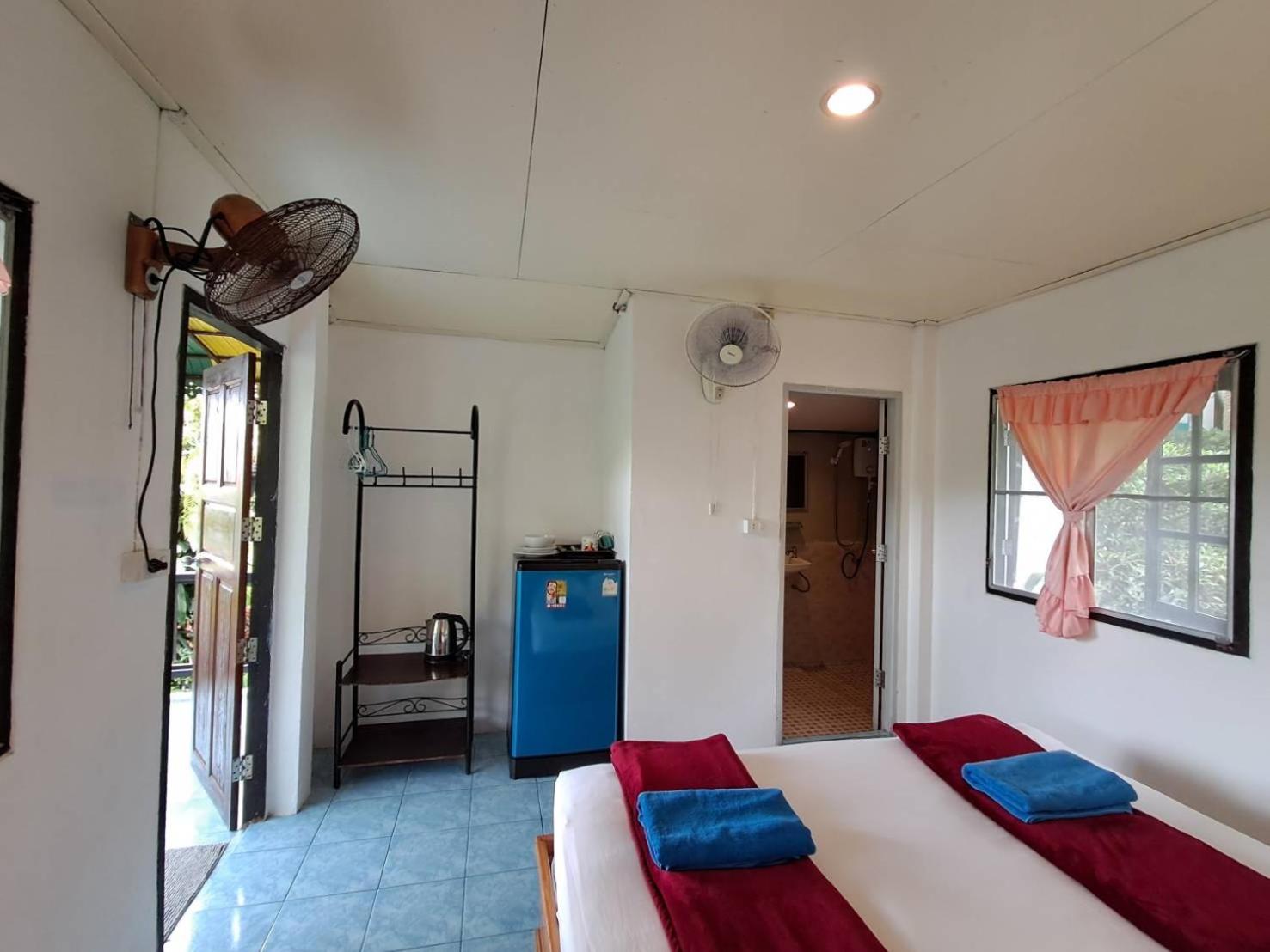 Bungalow with Fan