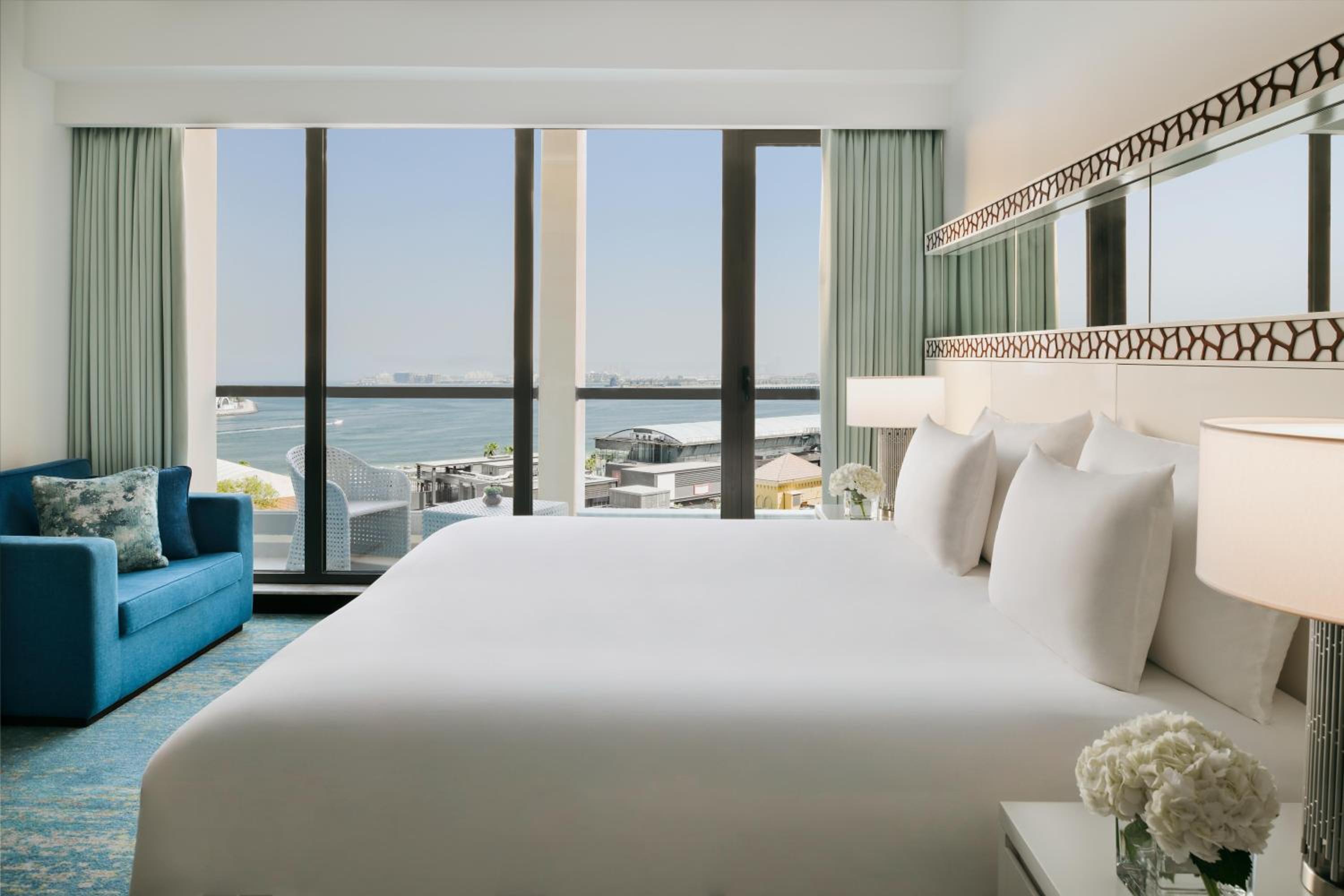 Family Interconnecting Sea View Room with Balcony photo 2