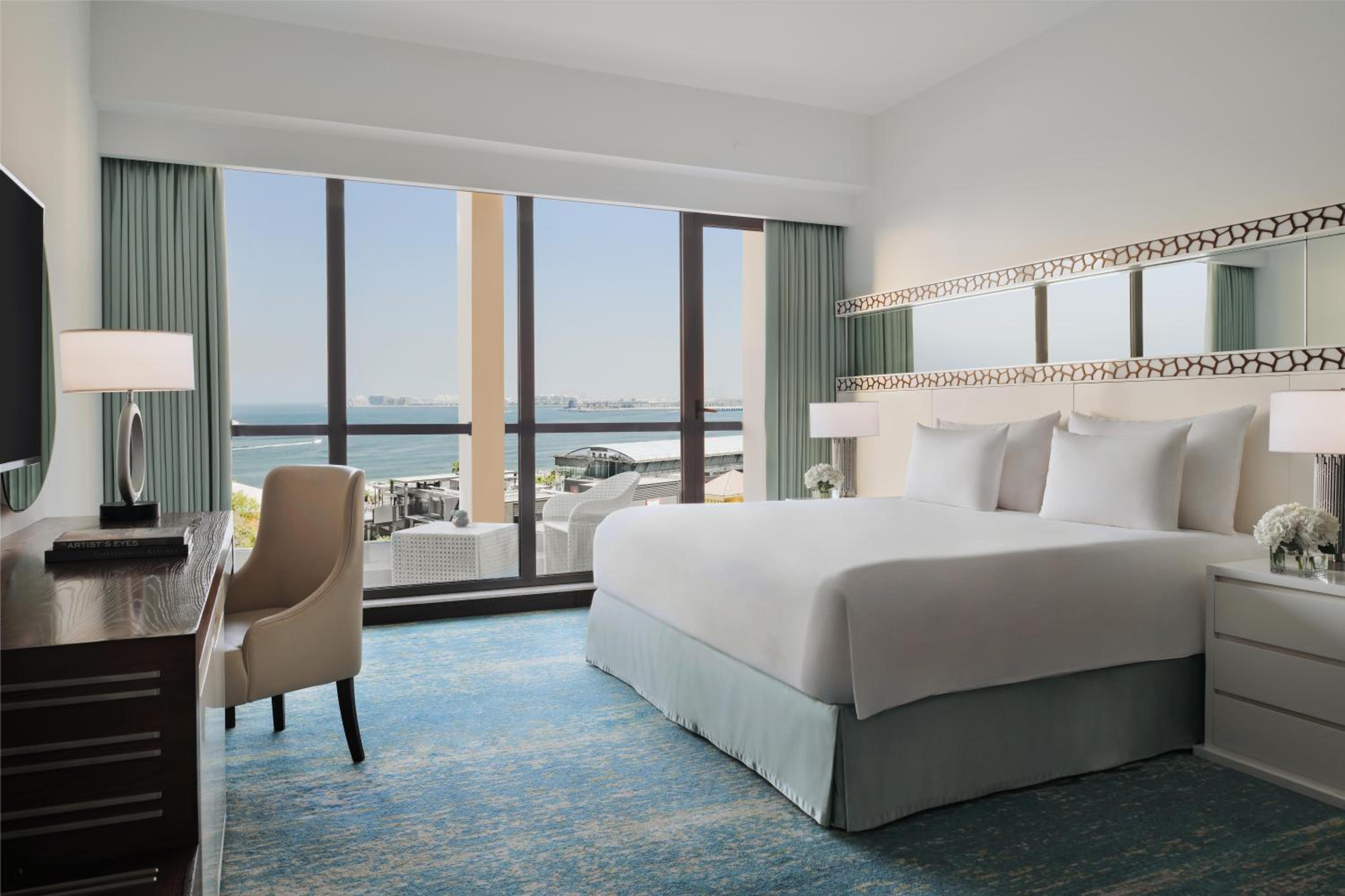Family Interconnecting Sea View Room with Balcony photo 3
