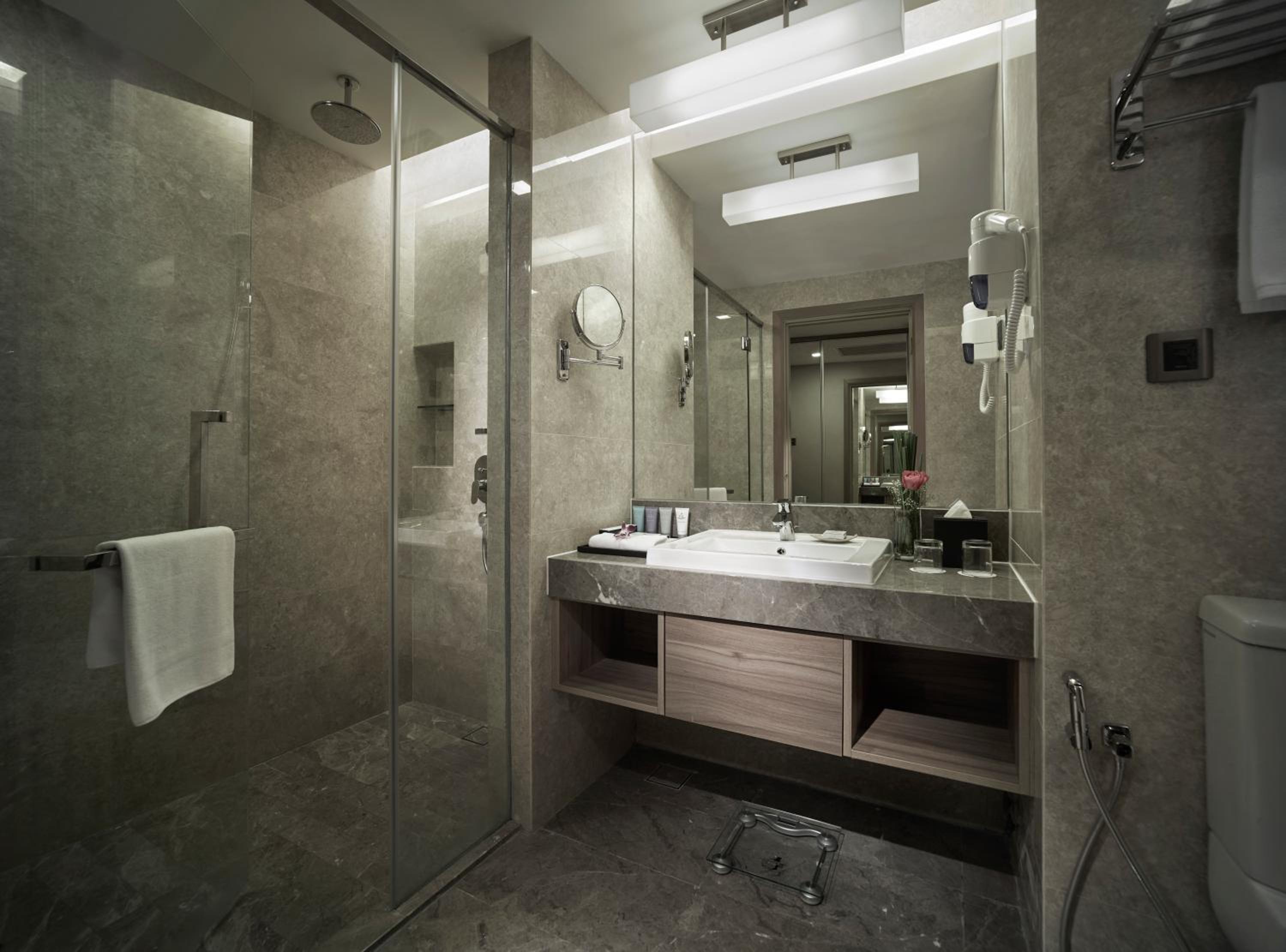 Executive Suite