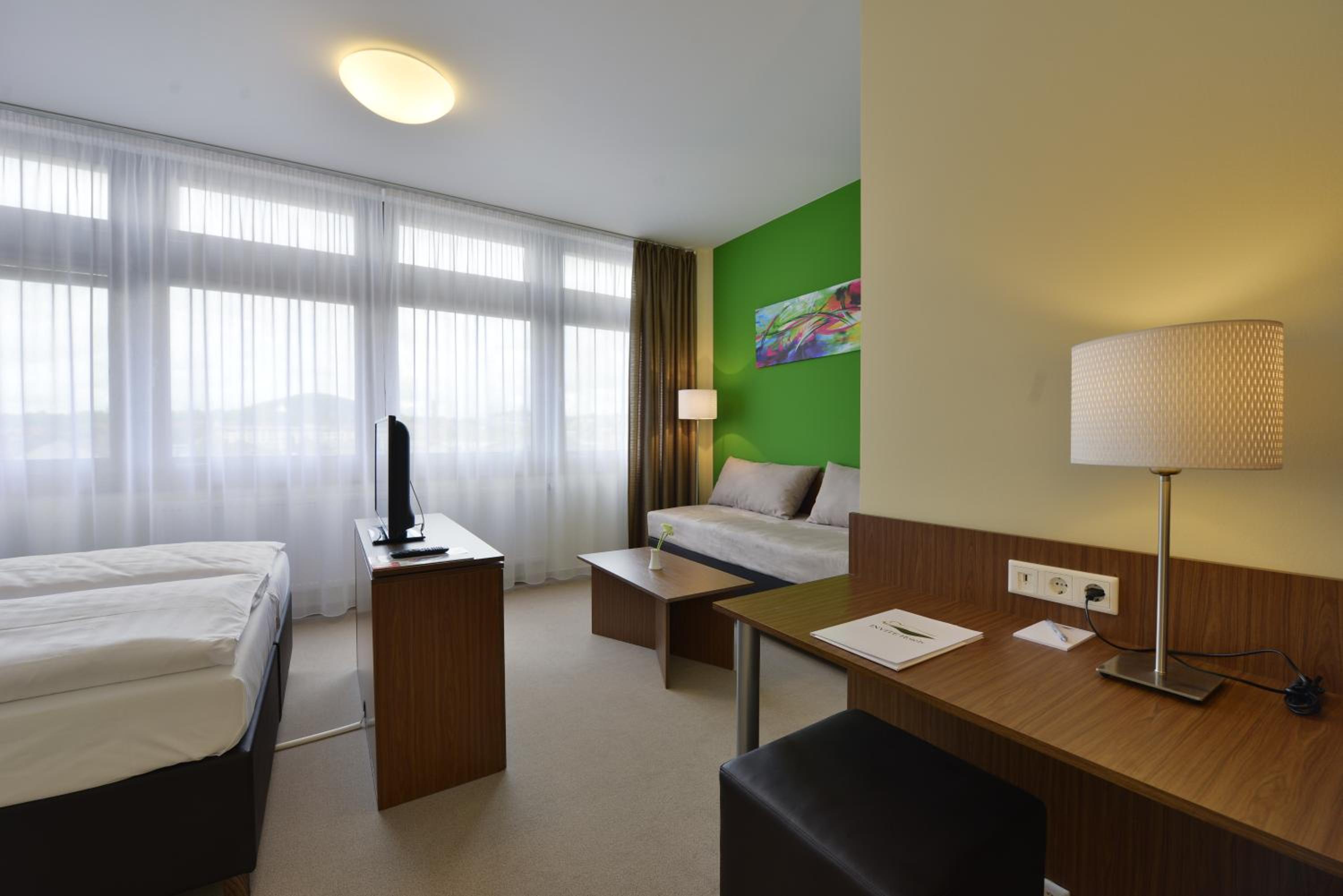Standard Double Room photo 3