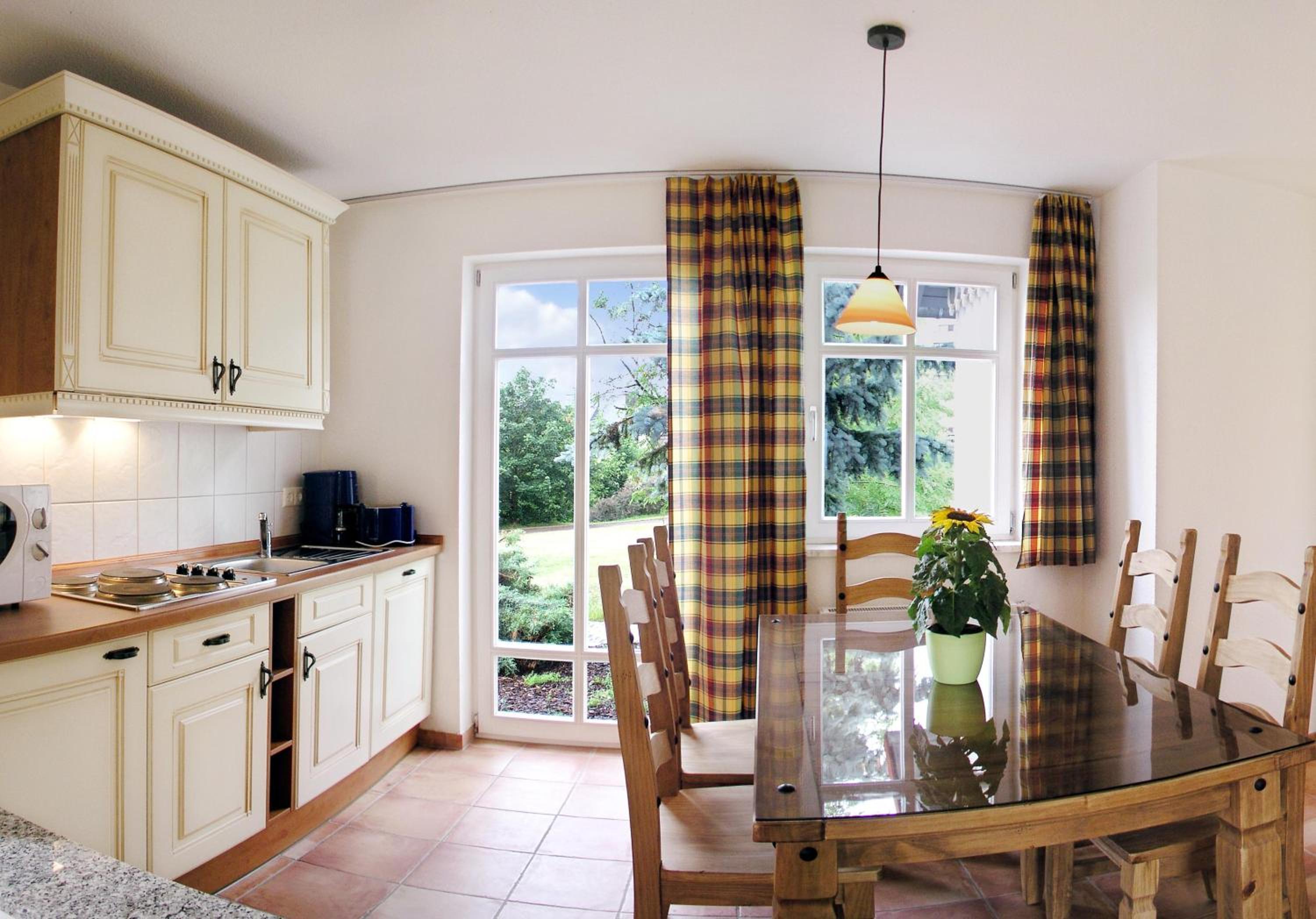 Three-Bedroom House photo 3