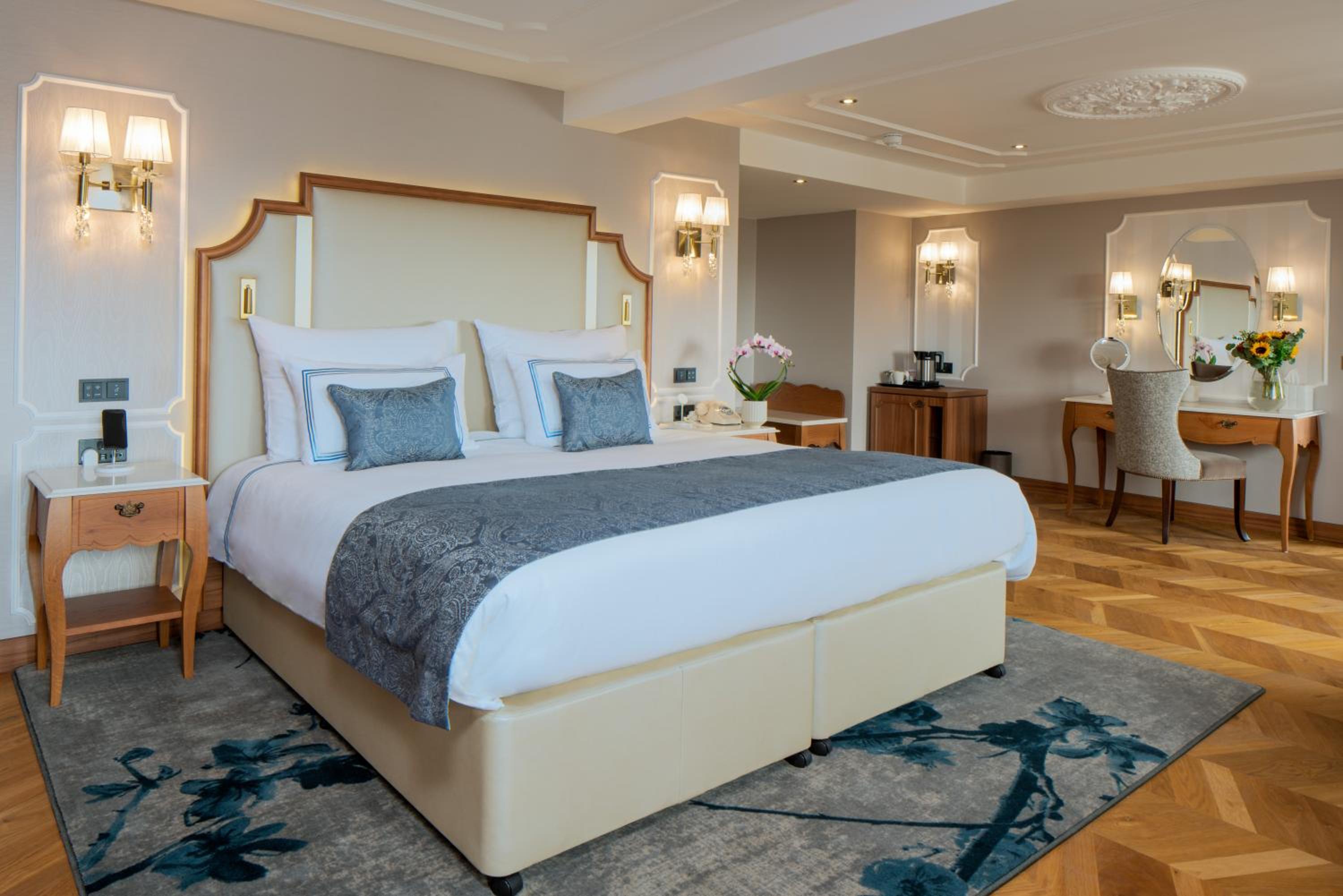 Presidential Suite photo 3
