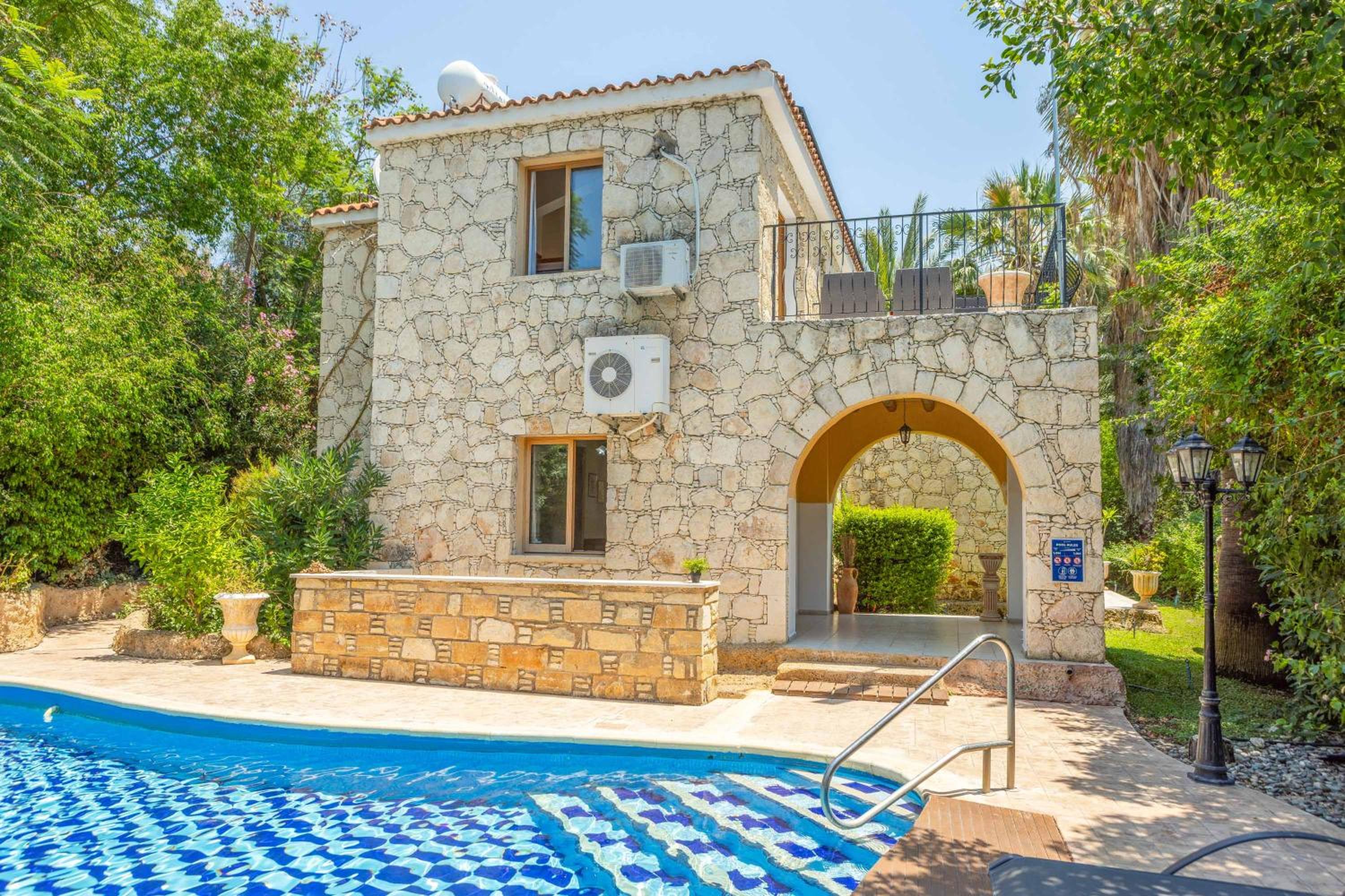 Villa photo 3