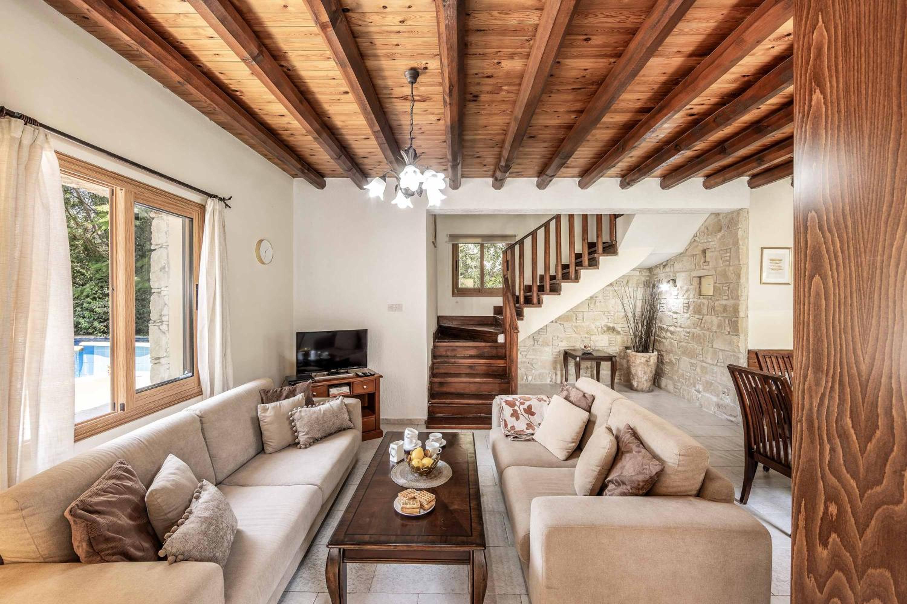 Villa photo 1