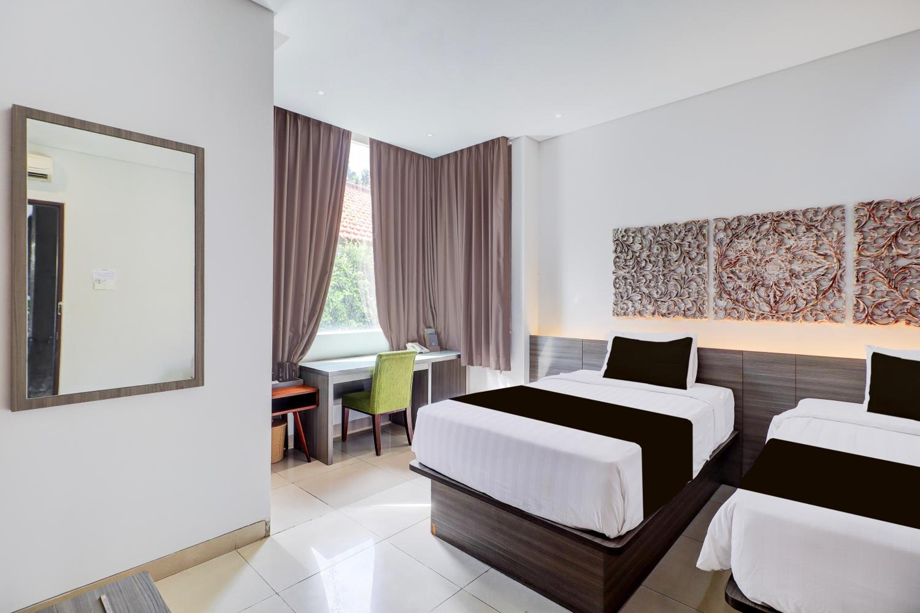 Economy Twin Room