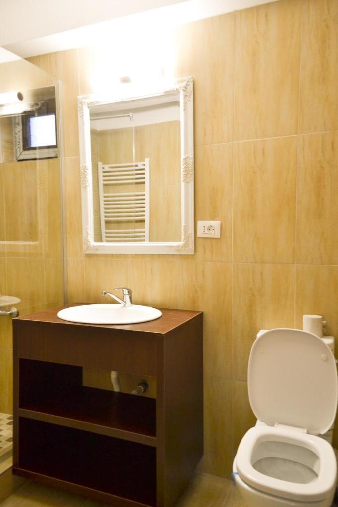 Double Room with Private Bathroom photo 3