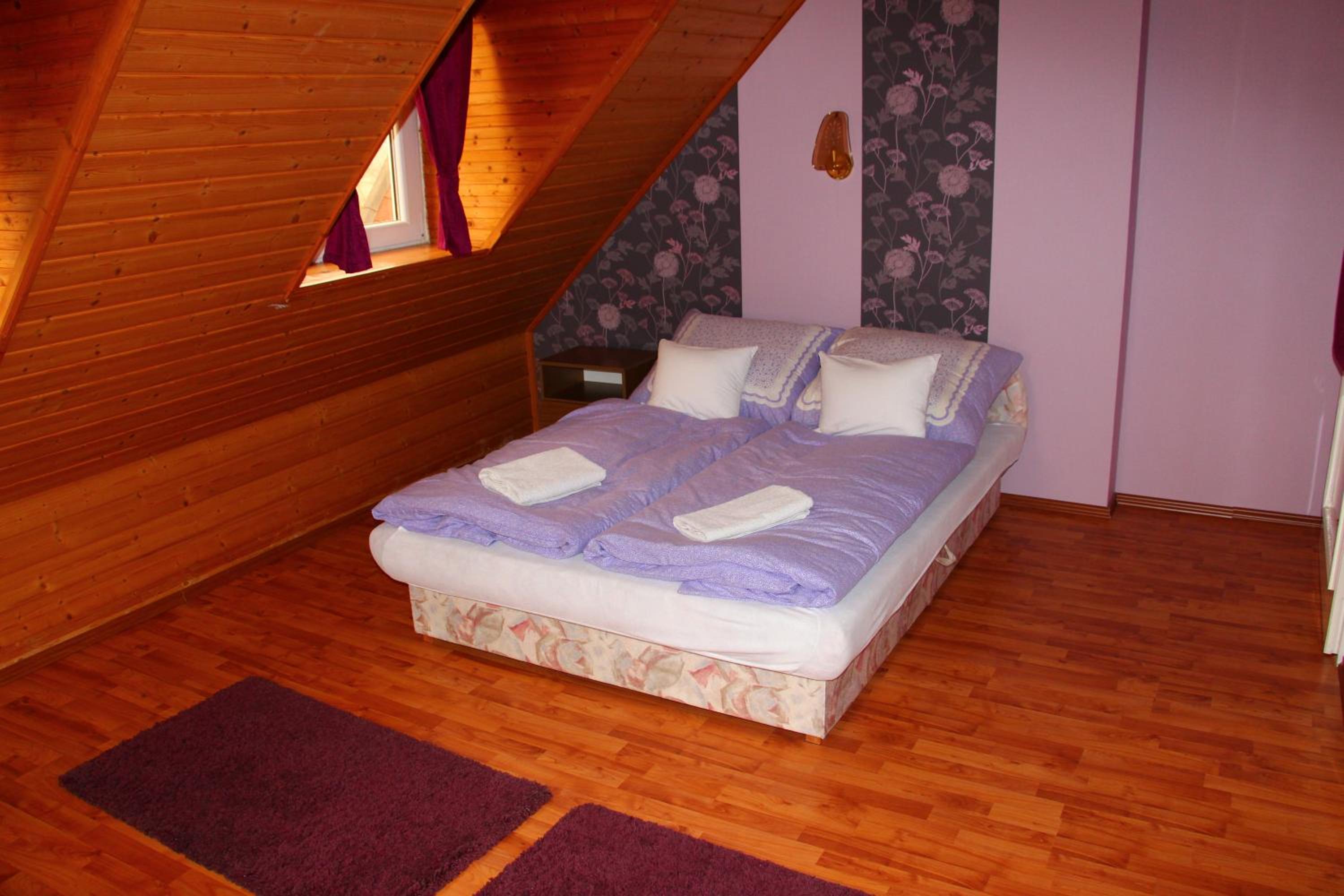 Apartment with Terrace and Air Conditioning photo 1