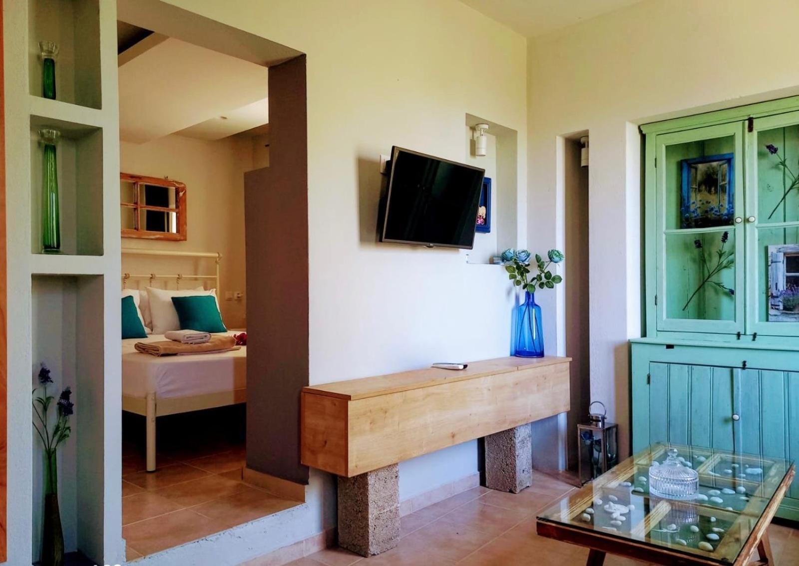 Deluxe Suite photo 2