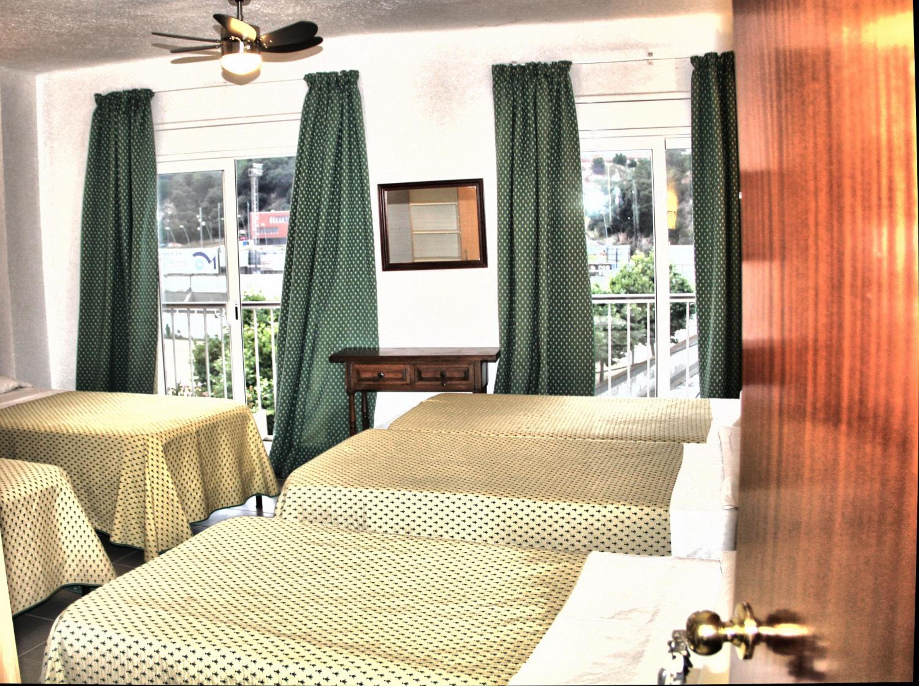 Exterior Quintuple Room photo 2