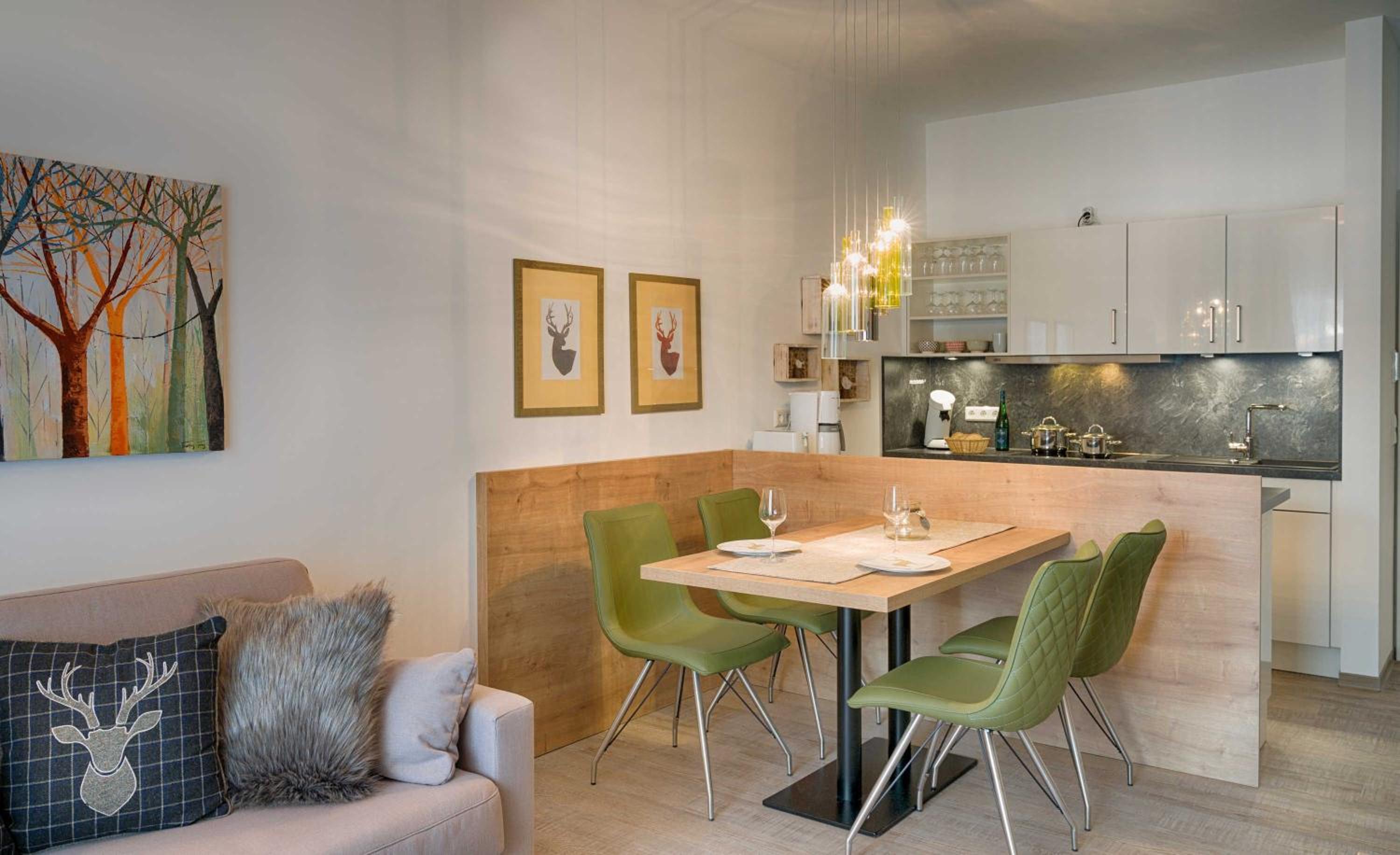 One-Bedroom Apartment with Balcony photo 1
